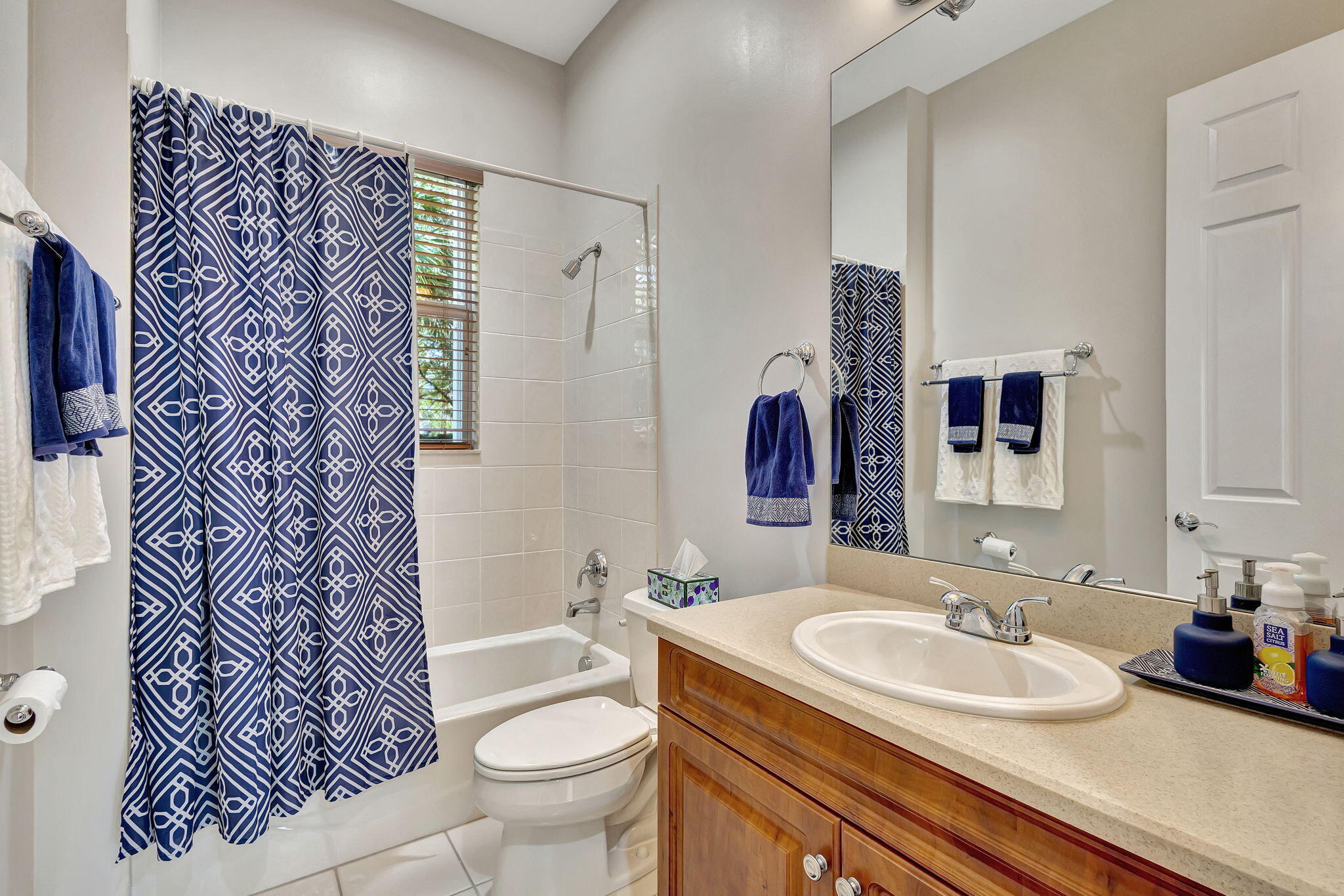 8107 Woodslanding Trail