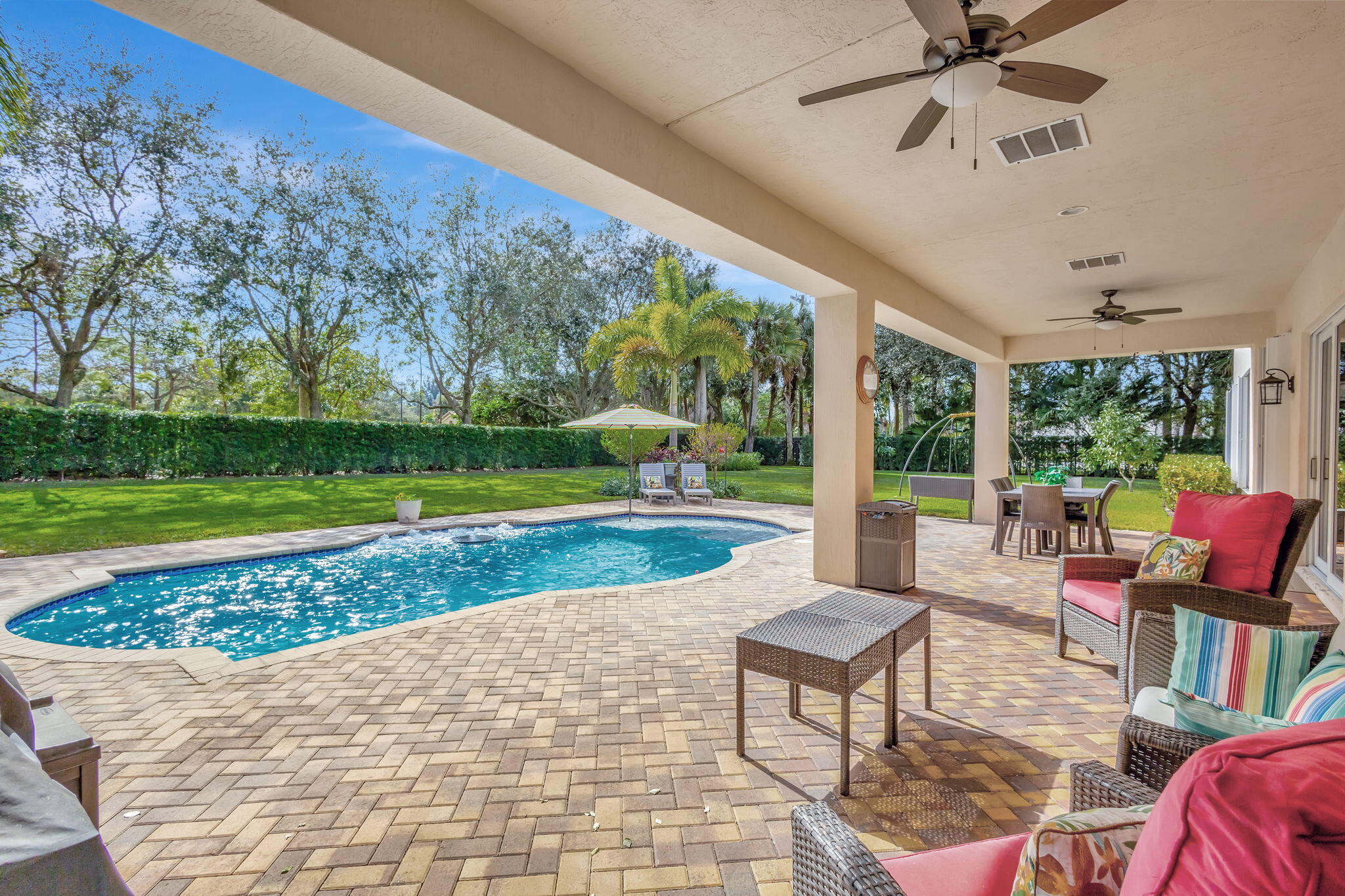 8107 Woodslanding Trail