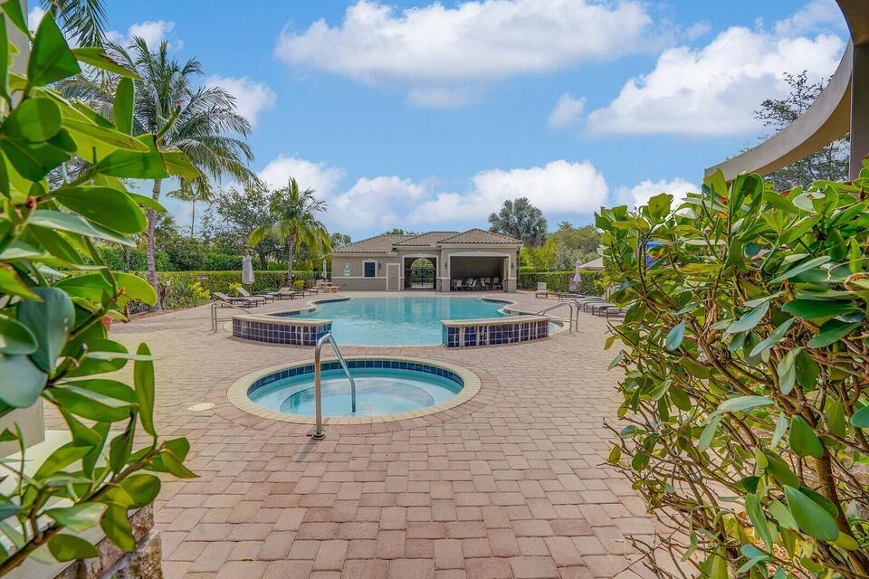 8822 Willow Cove Lane