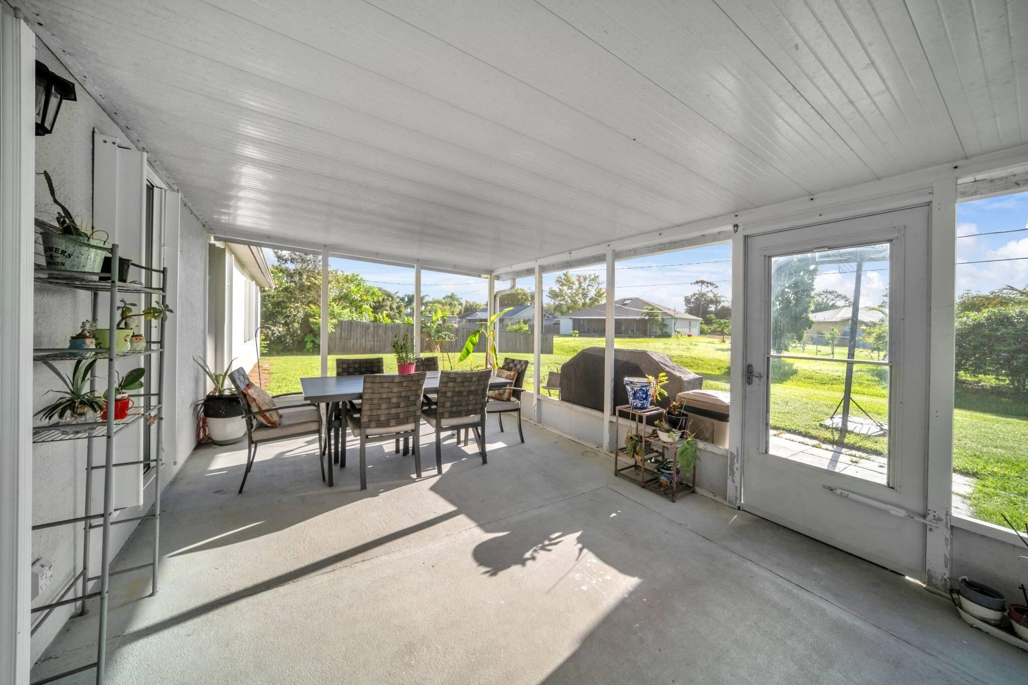 1121 Early Drive NW