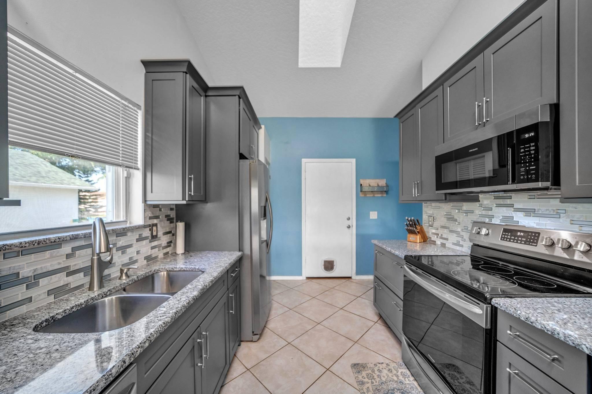 1121 Early Drive NW