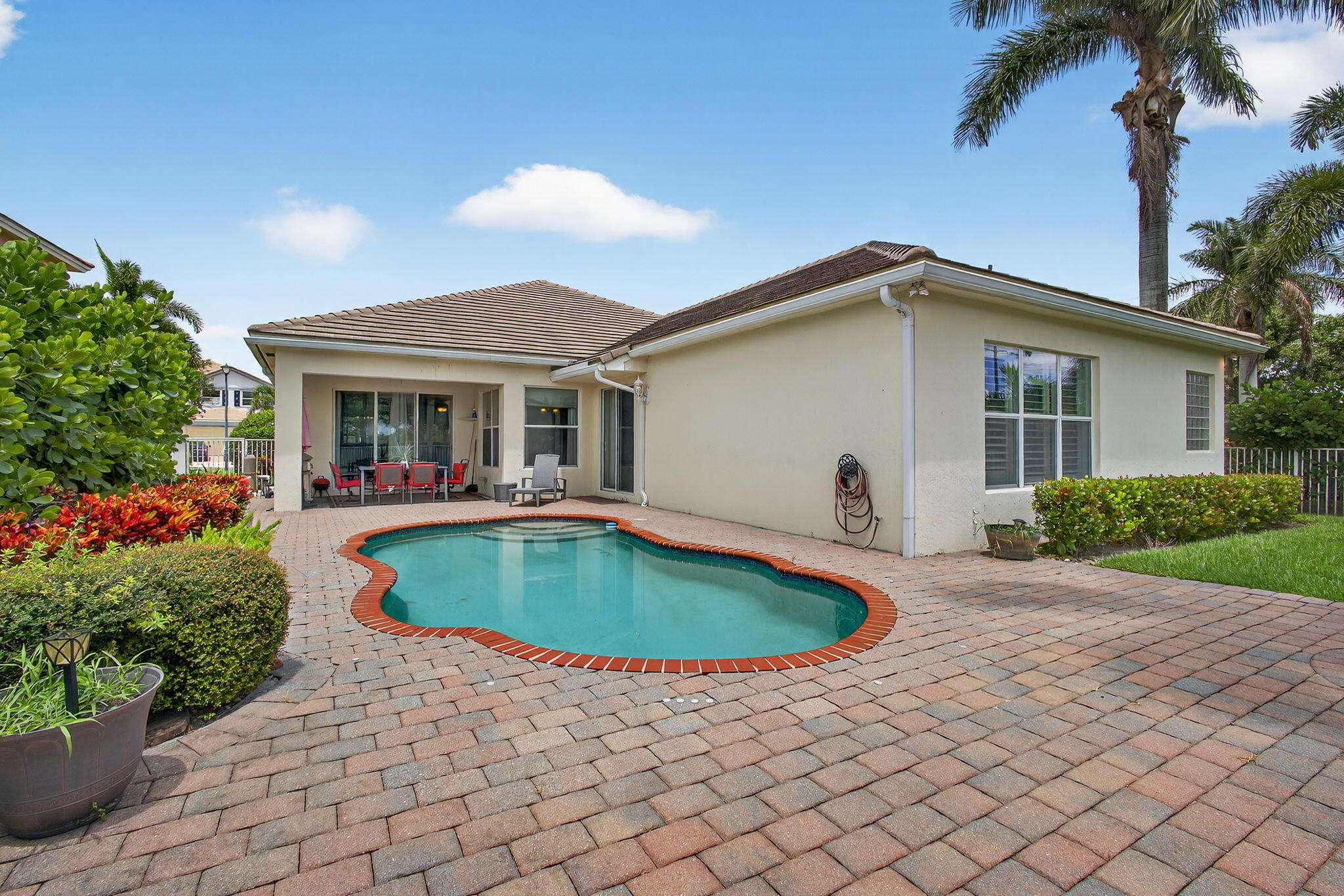 9248 Madewood Court