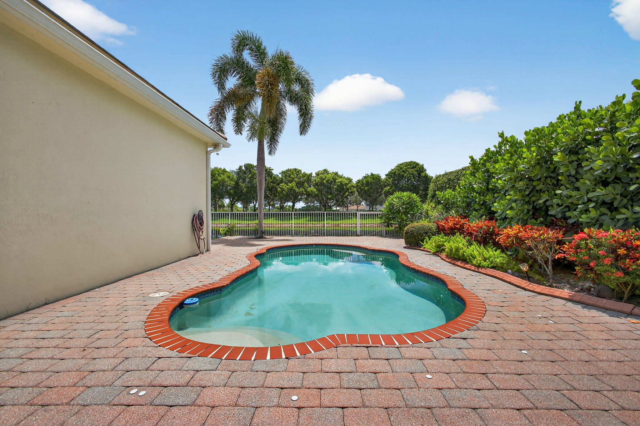 9248 Madewood Court