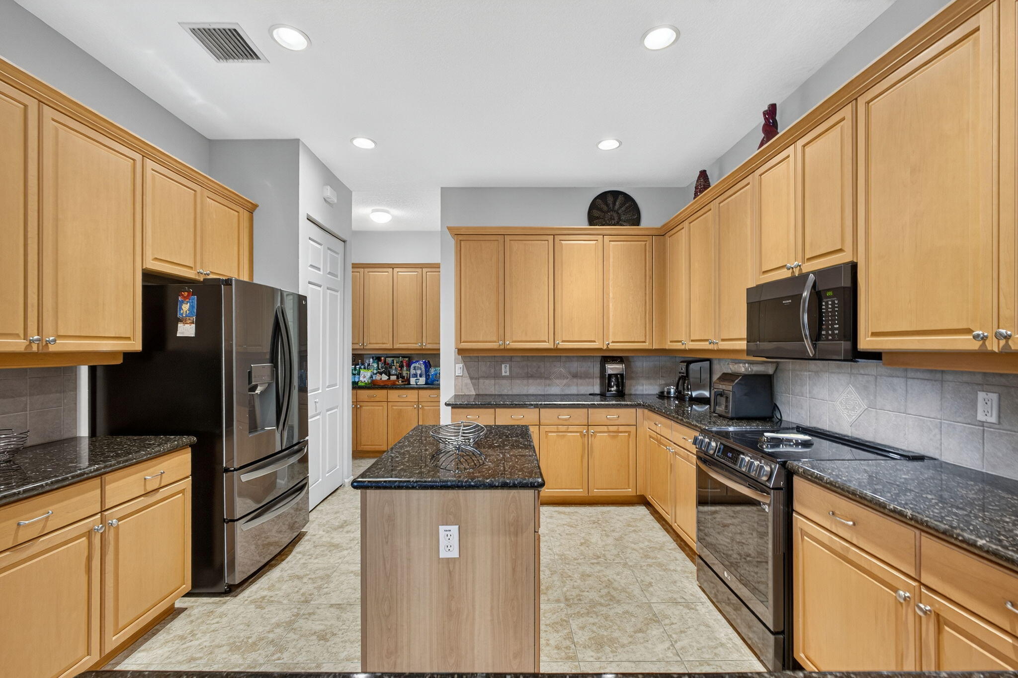 9248 Madewood Court
