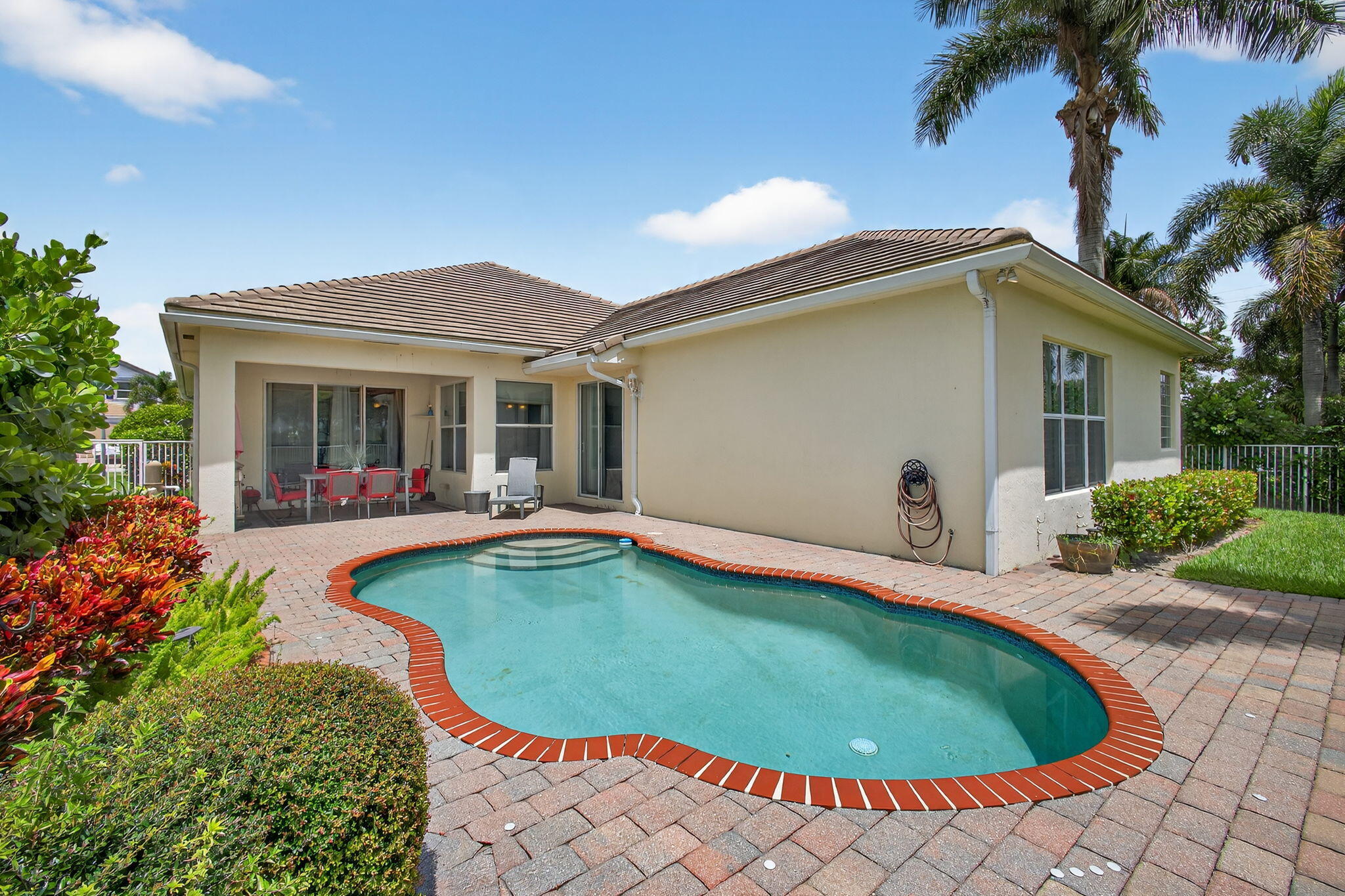 9248 Madewood Court