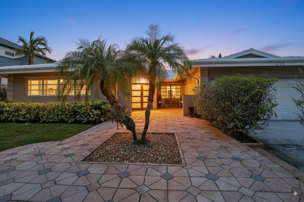 1711 W Terra Mar Drive, Lauderdale-By-The-Sea