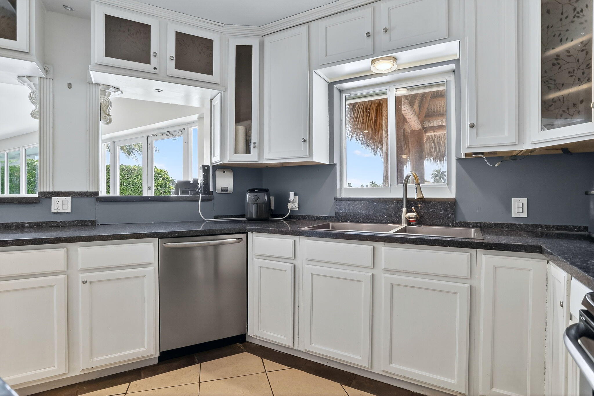 1711 W Terra Mar Drive, Lauderdale-By-The-Sea