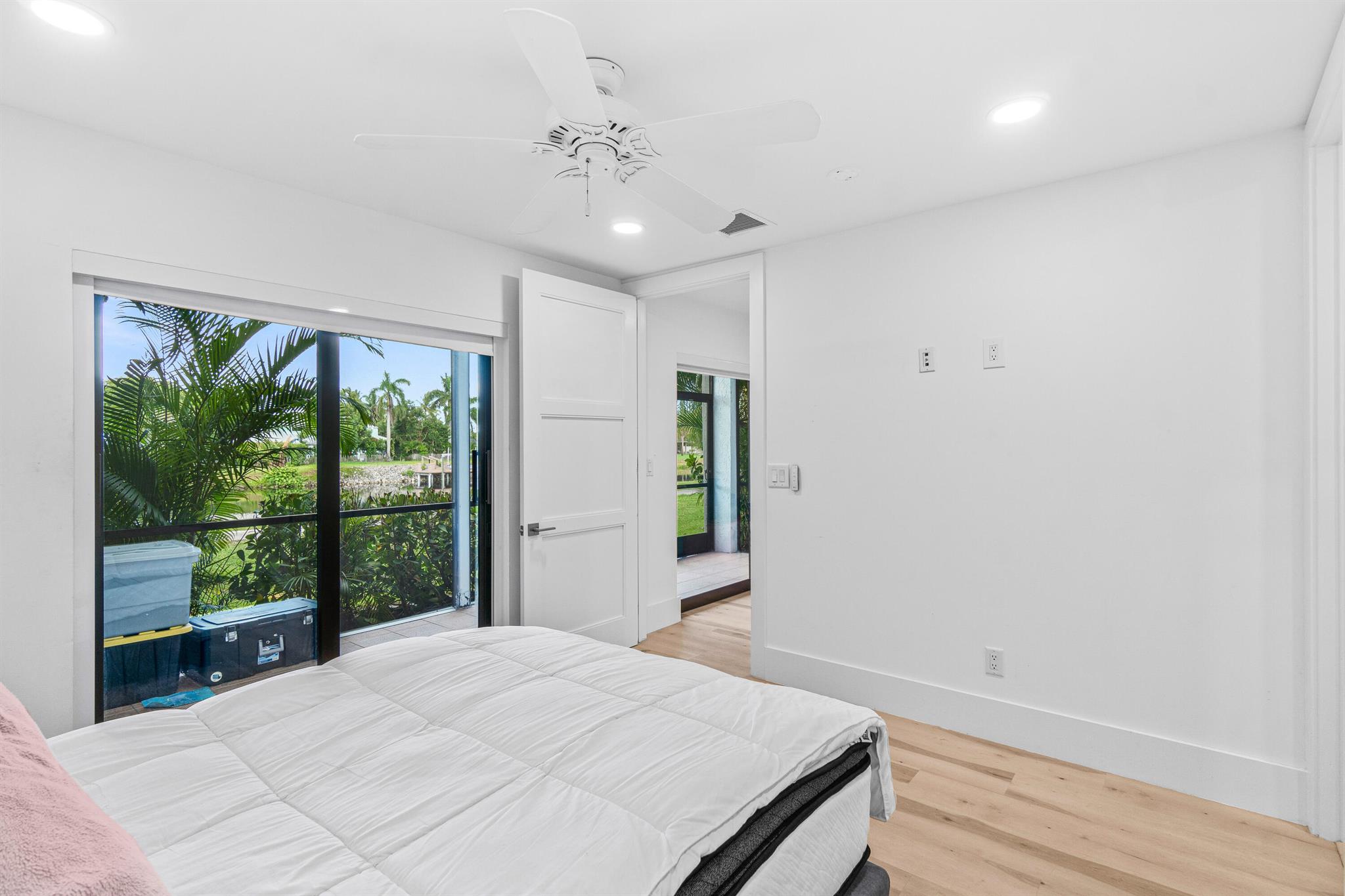 440 Canal Point S 1260