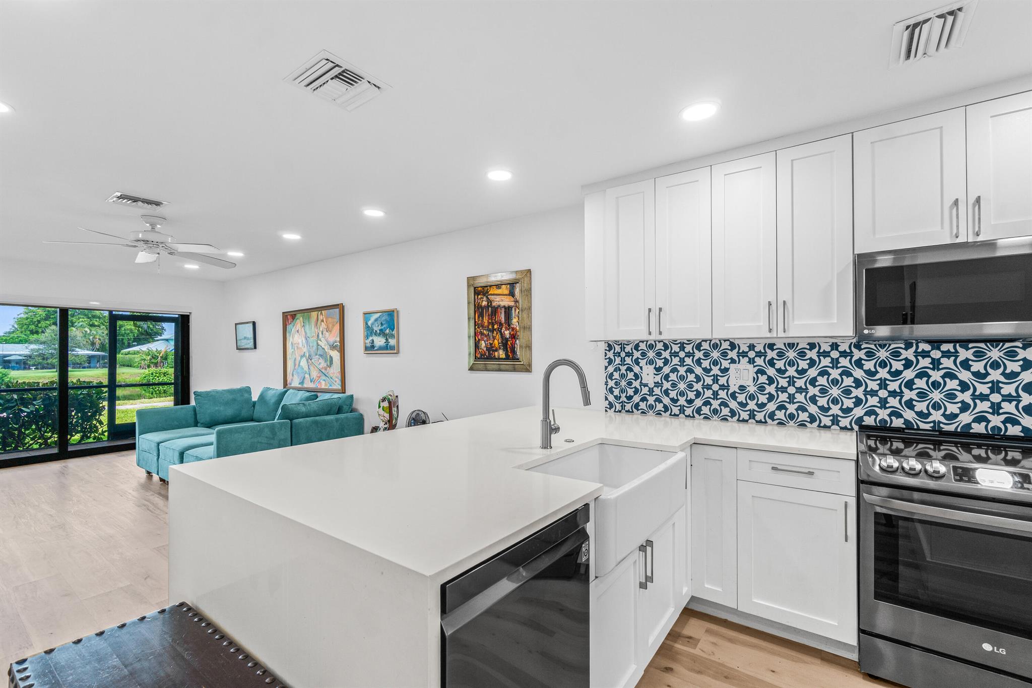 440 Canal Point S 1260