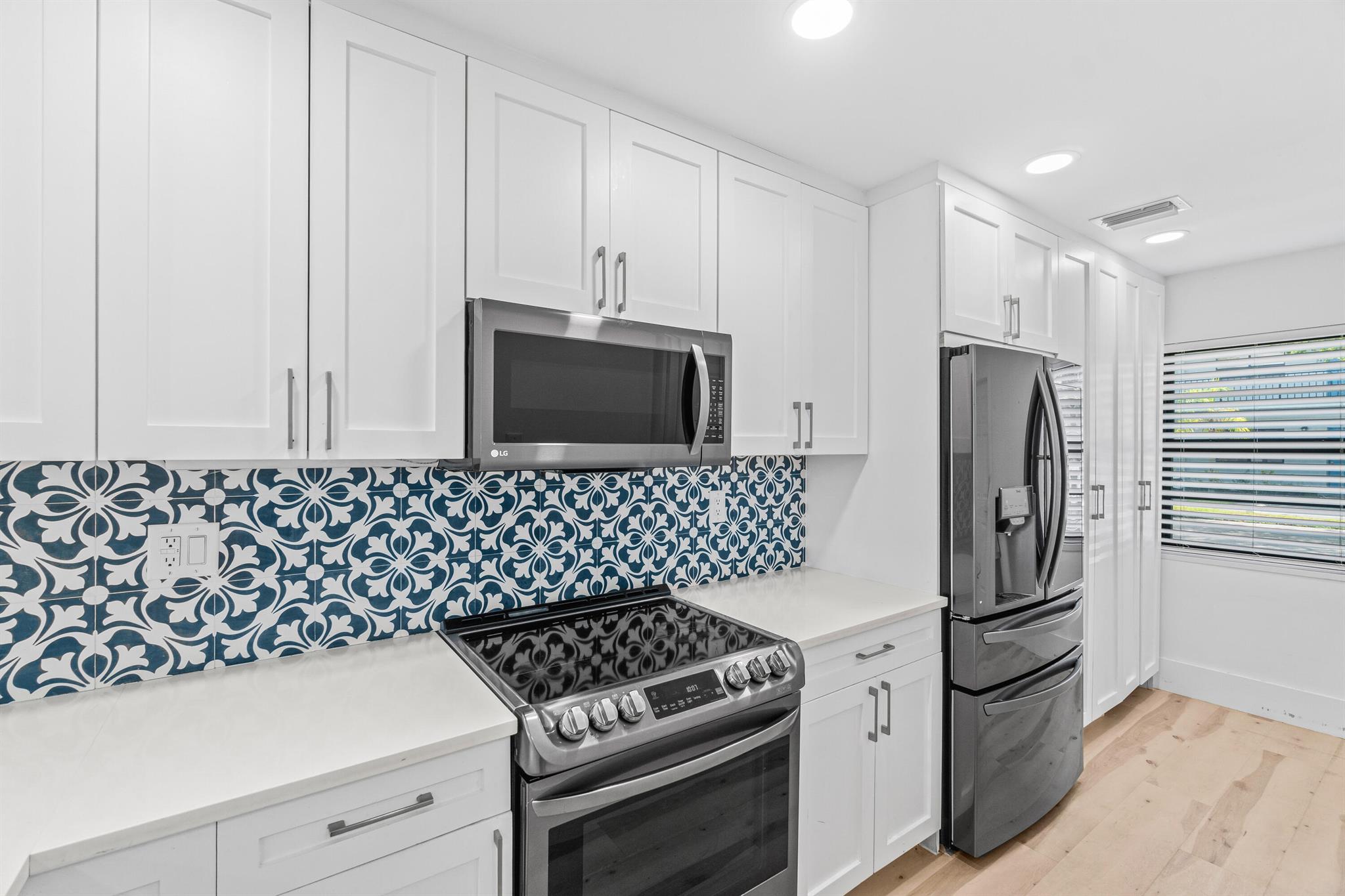 440 Canal Point S 1260