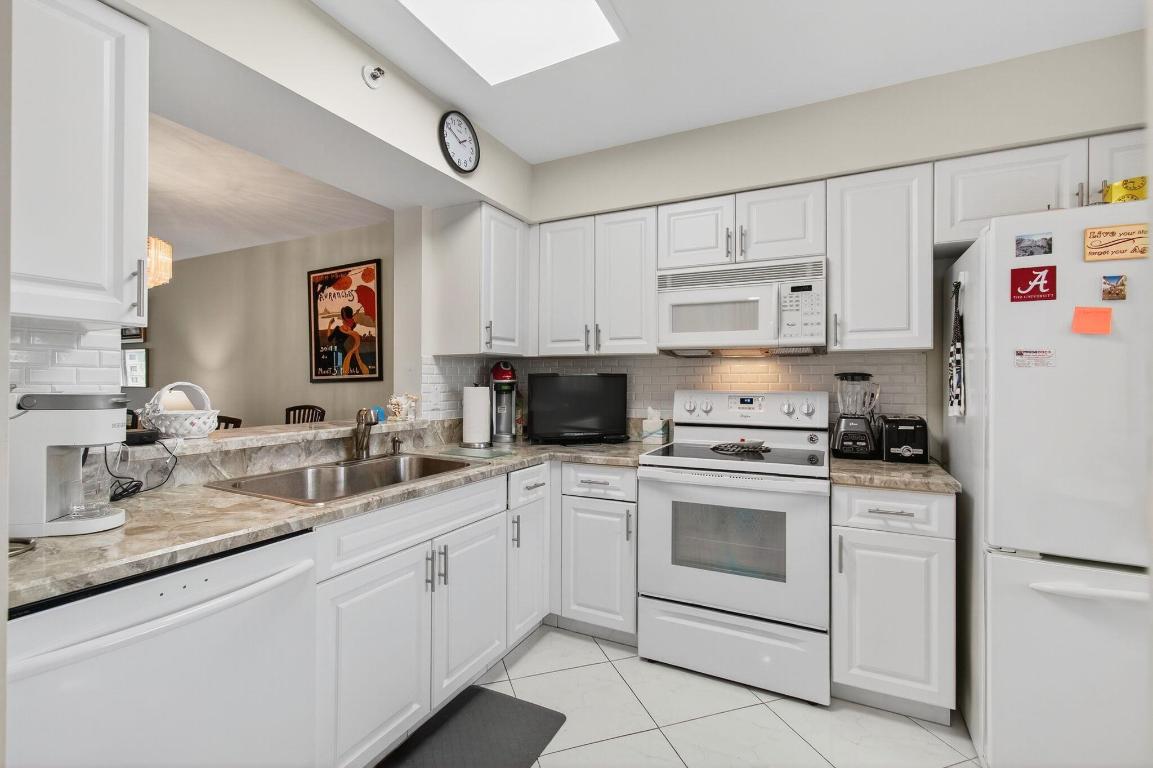 14096 Huntington Pointe Drive 303