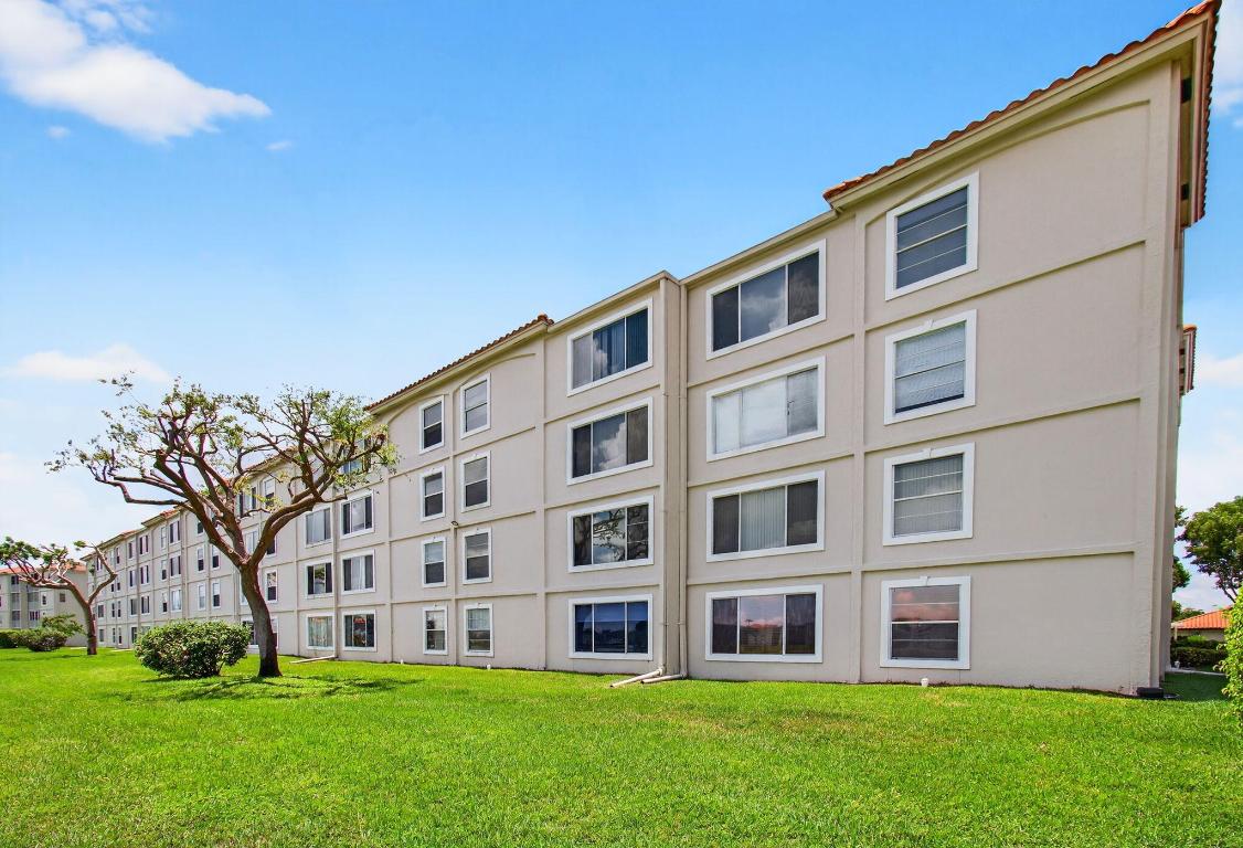 14096 Huntington Pointe Drive 303