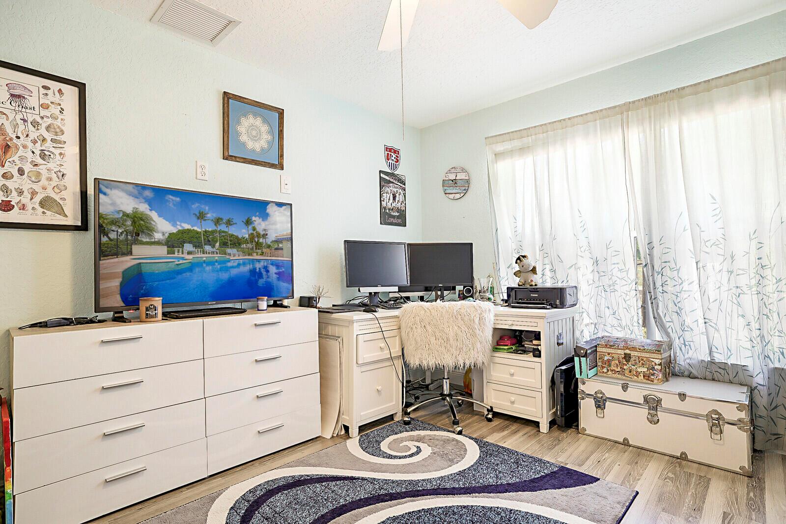 9525 Cross Creek Drive