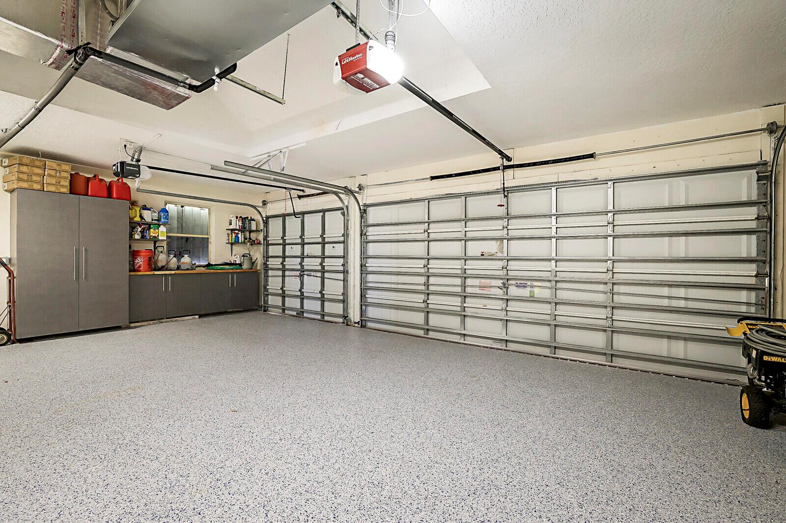 9525 Cross Creek Drive