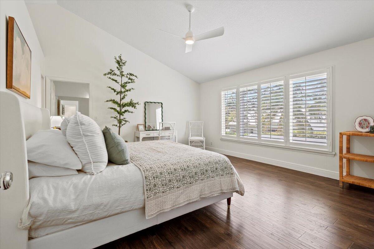 10117 Hunt Club Lane