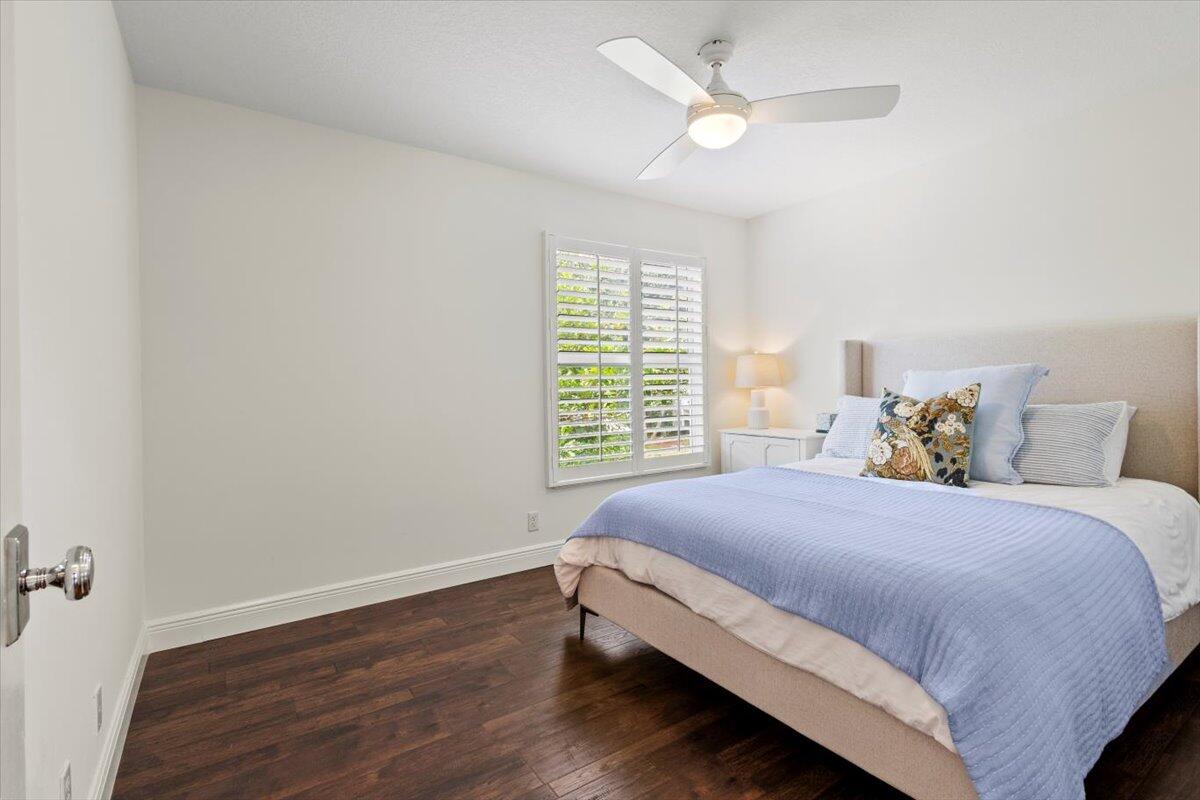10117 Hunt Club Lane