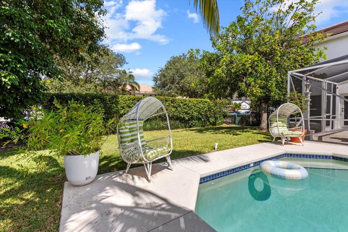 10117 Hunt Club Lane