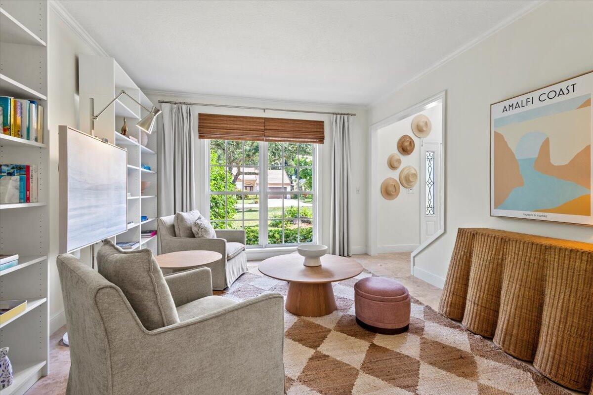 10117 Hunt Club Lane