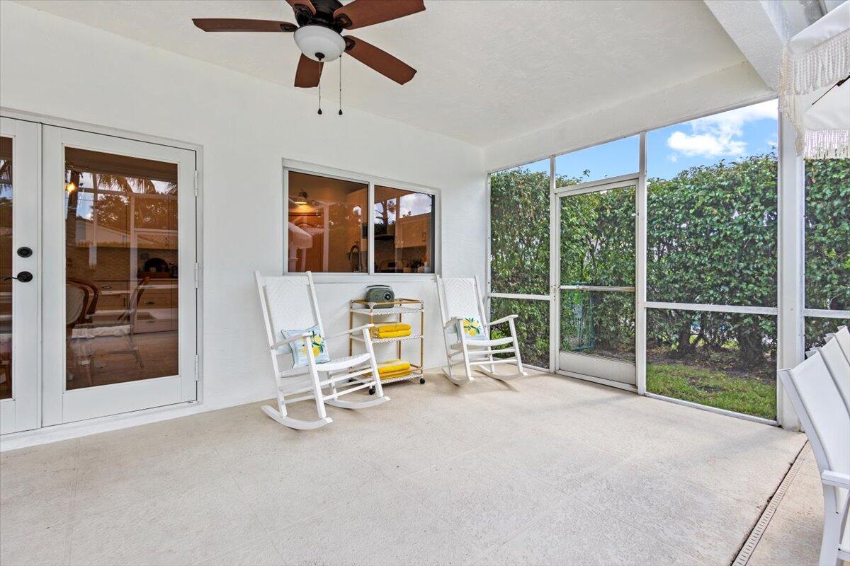 10117 Hunt Club Lane