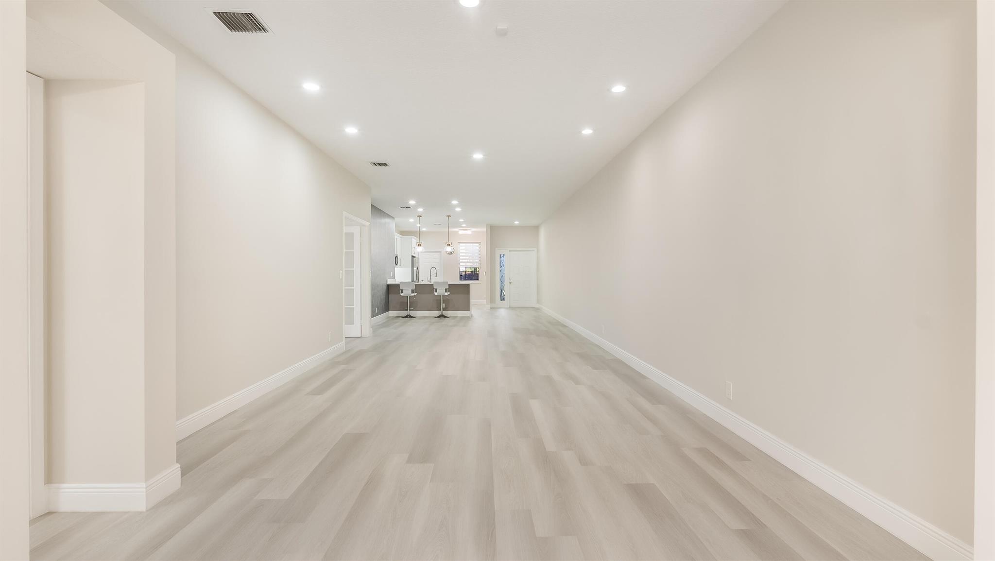 10849 Royal Caribbean Circle