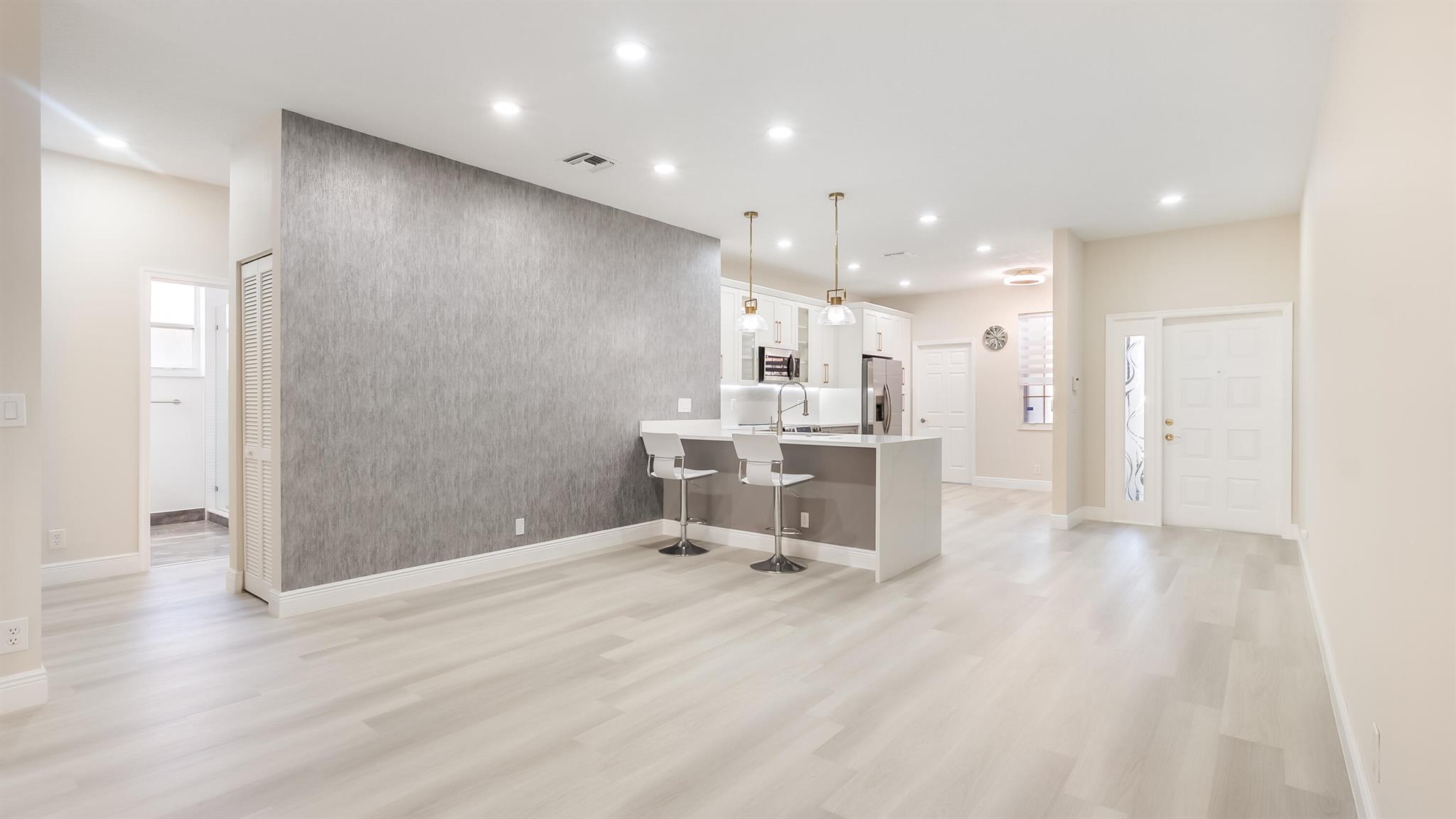 10849 Royal Caribbean Circle