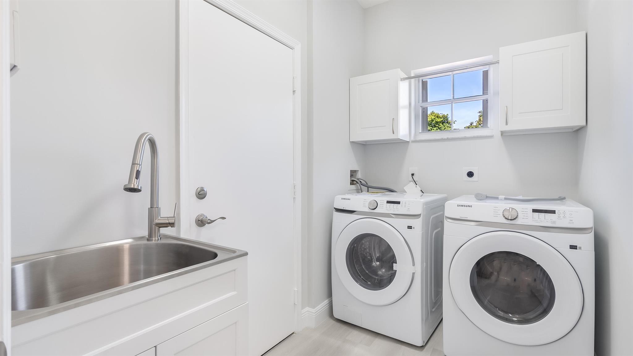 10849 Royal Caribbean Circle