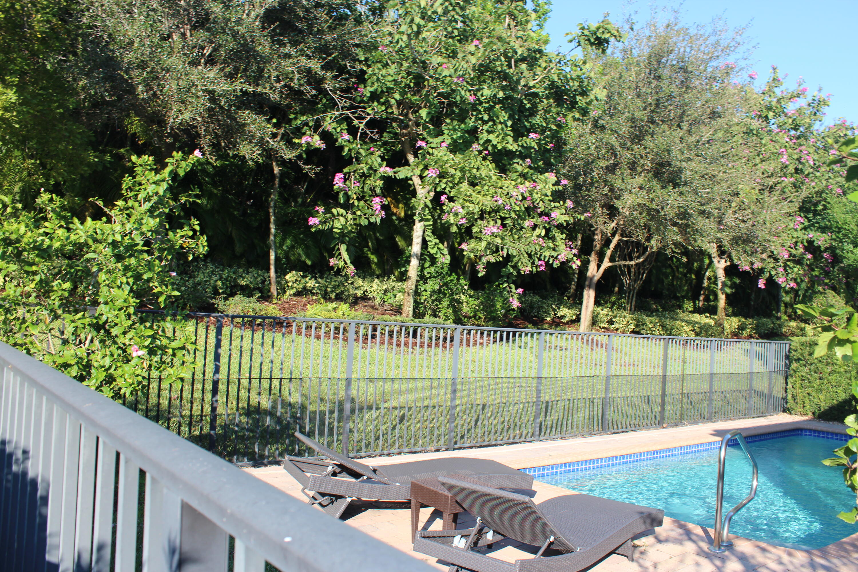 8299 Arabian Range Road