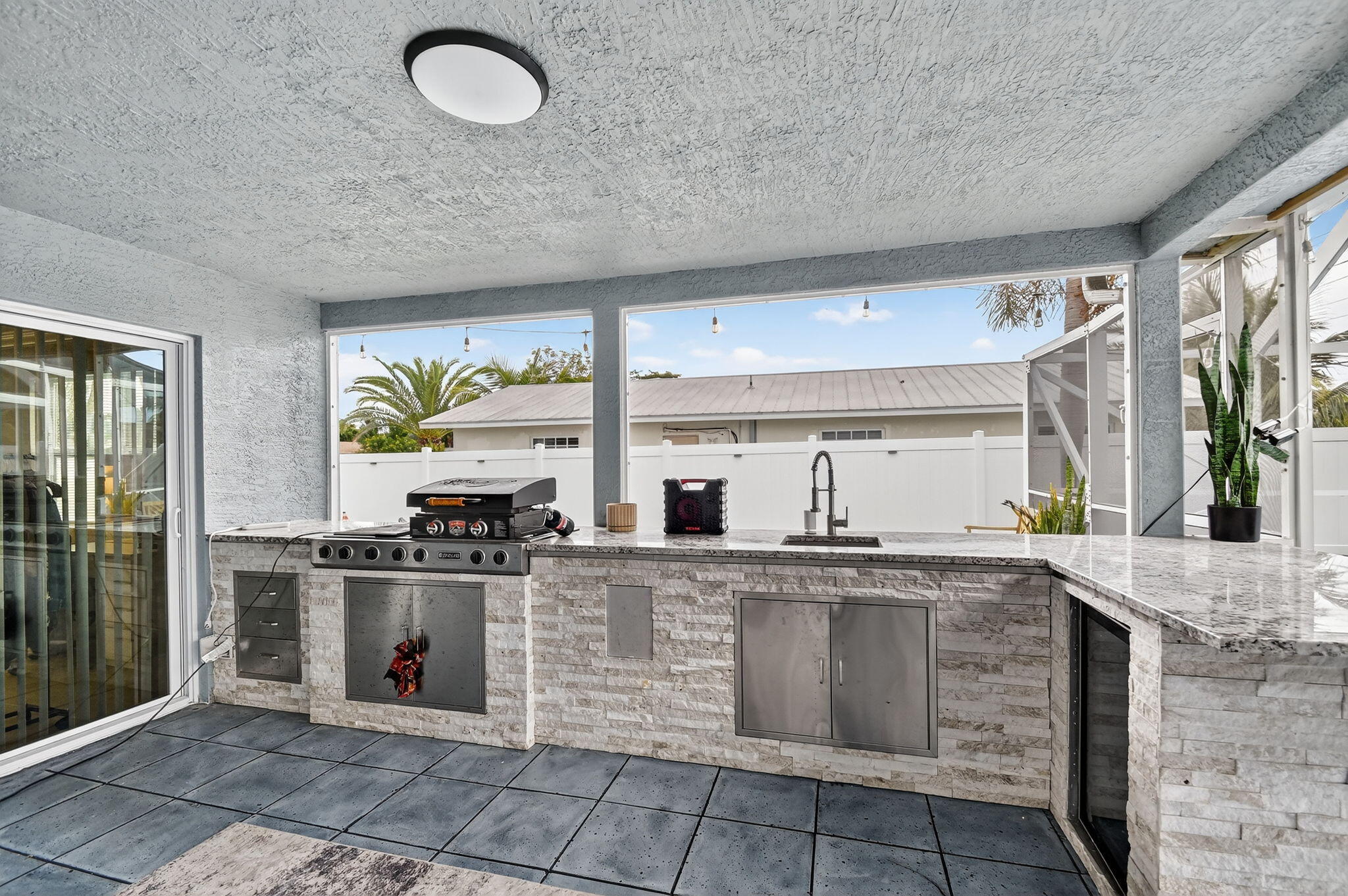 2760 SW 11th Street