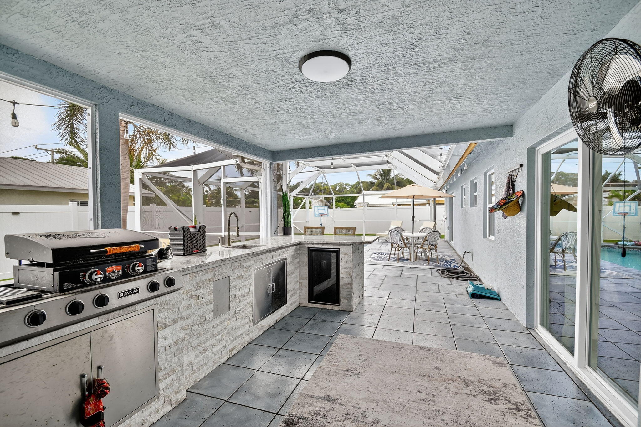 2760 SW 11th Street