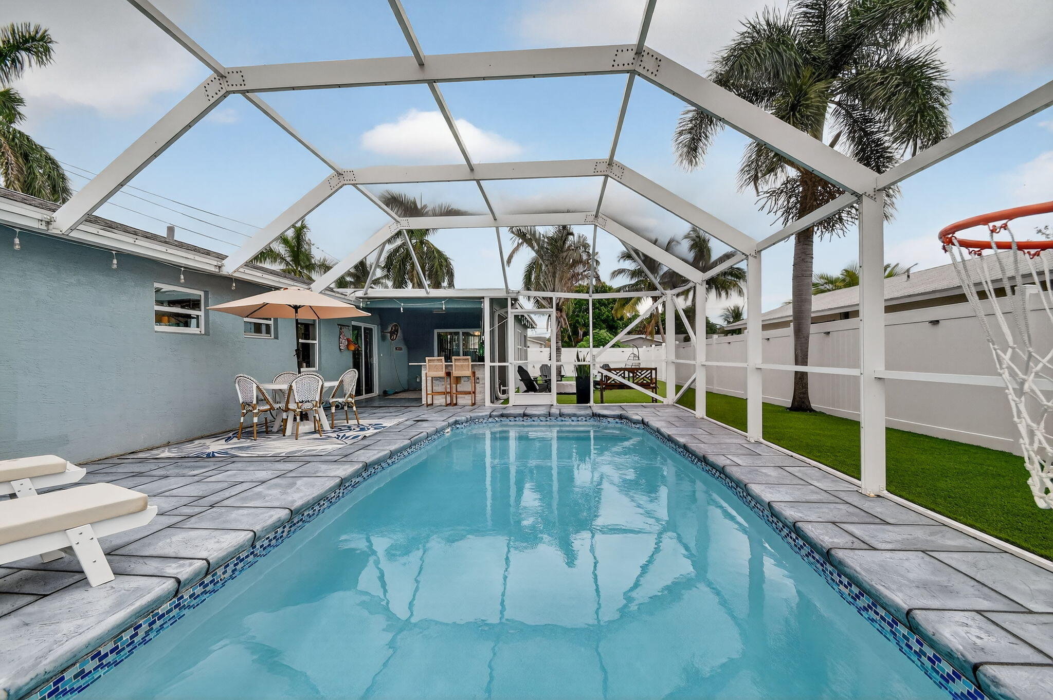 2760 SW 11th Street