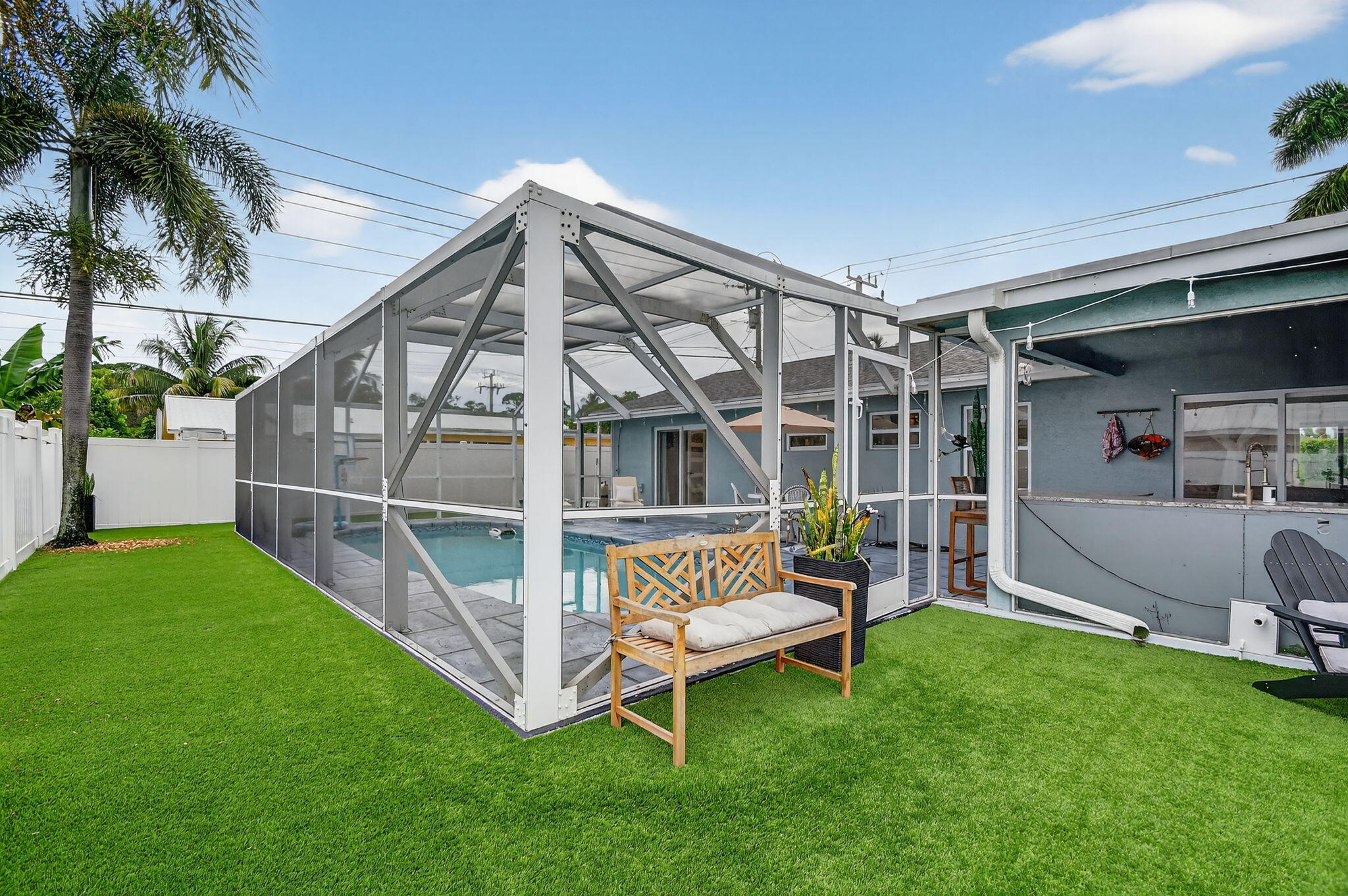 2760 SW 11th Street