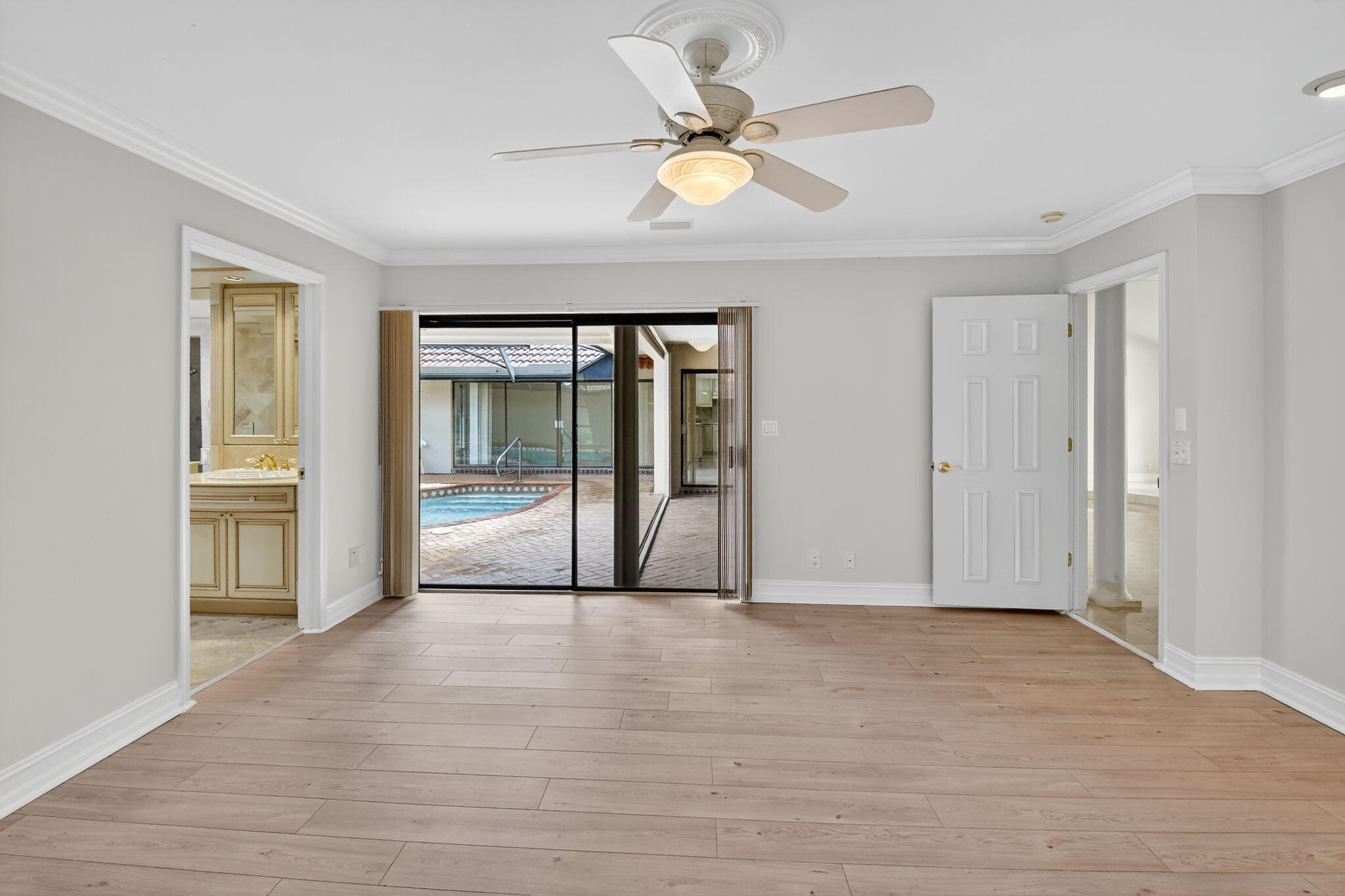 5884 Pinebrook Drive