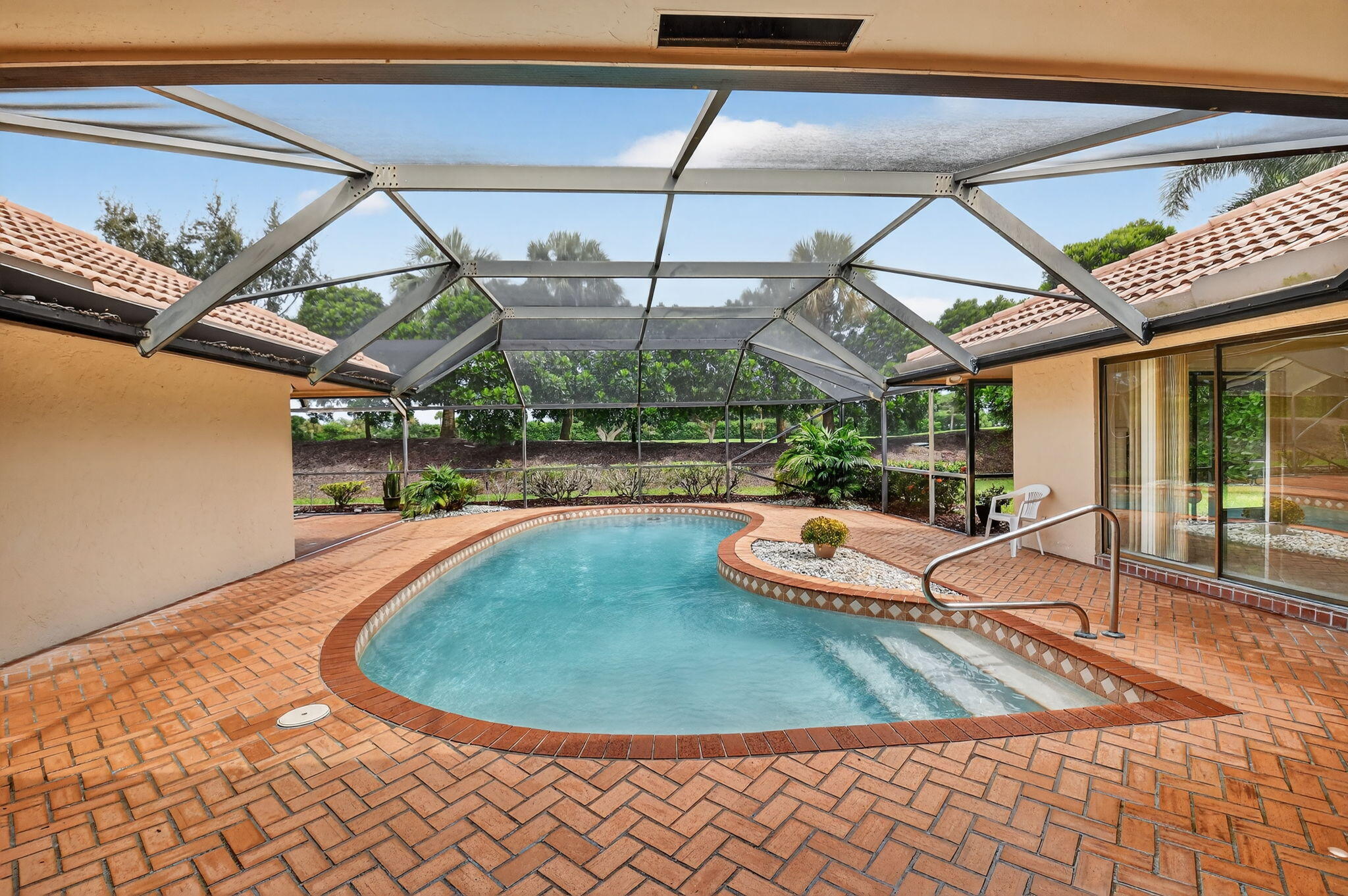 5884 Pinebrook Drive