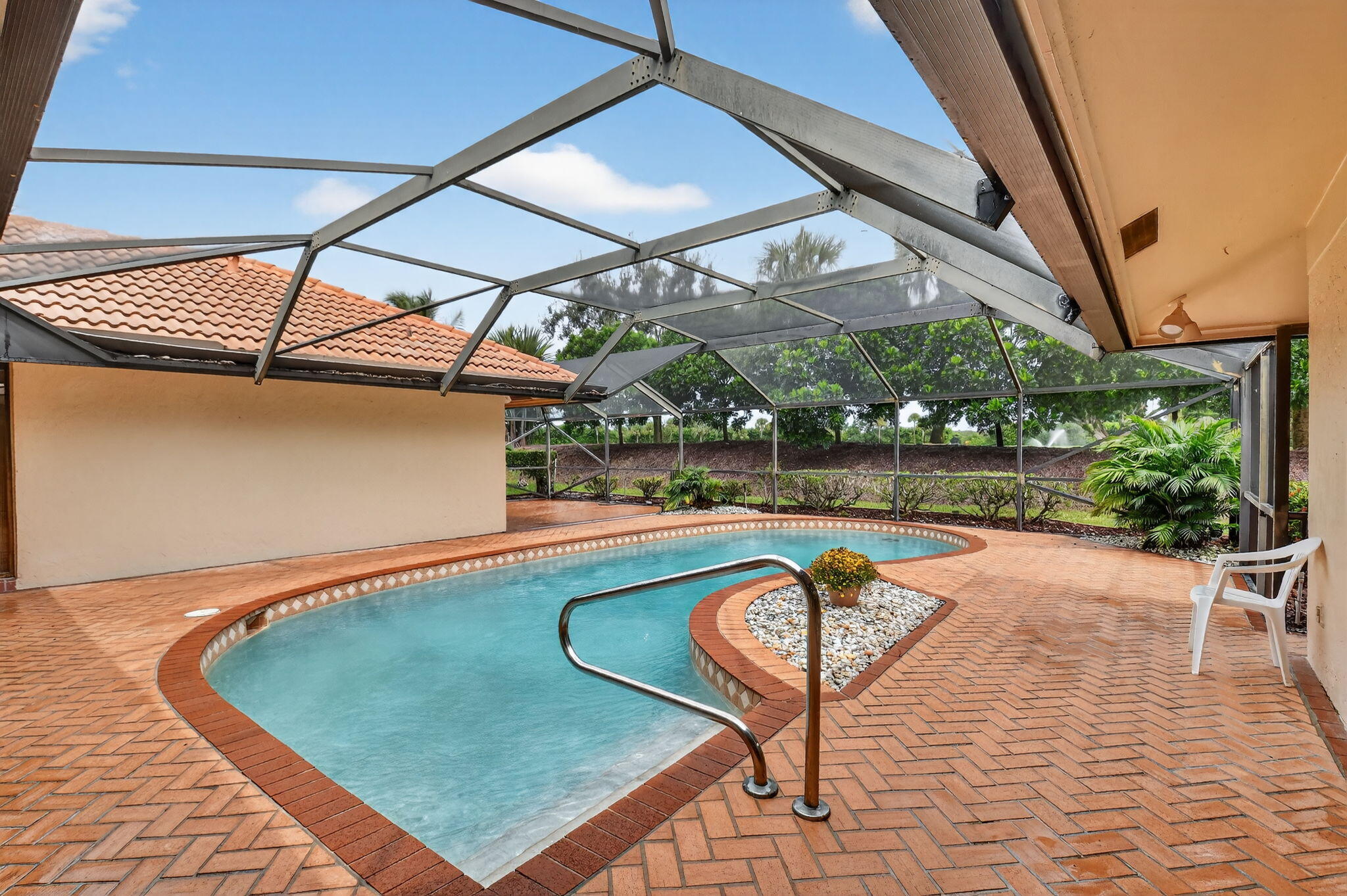 5884 Pinebrook Drive