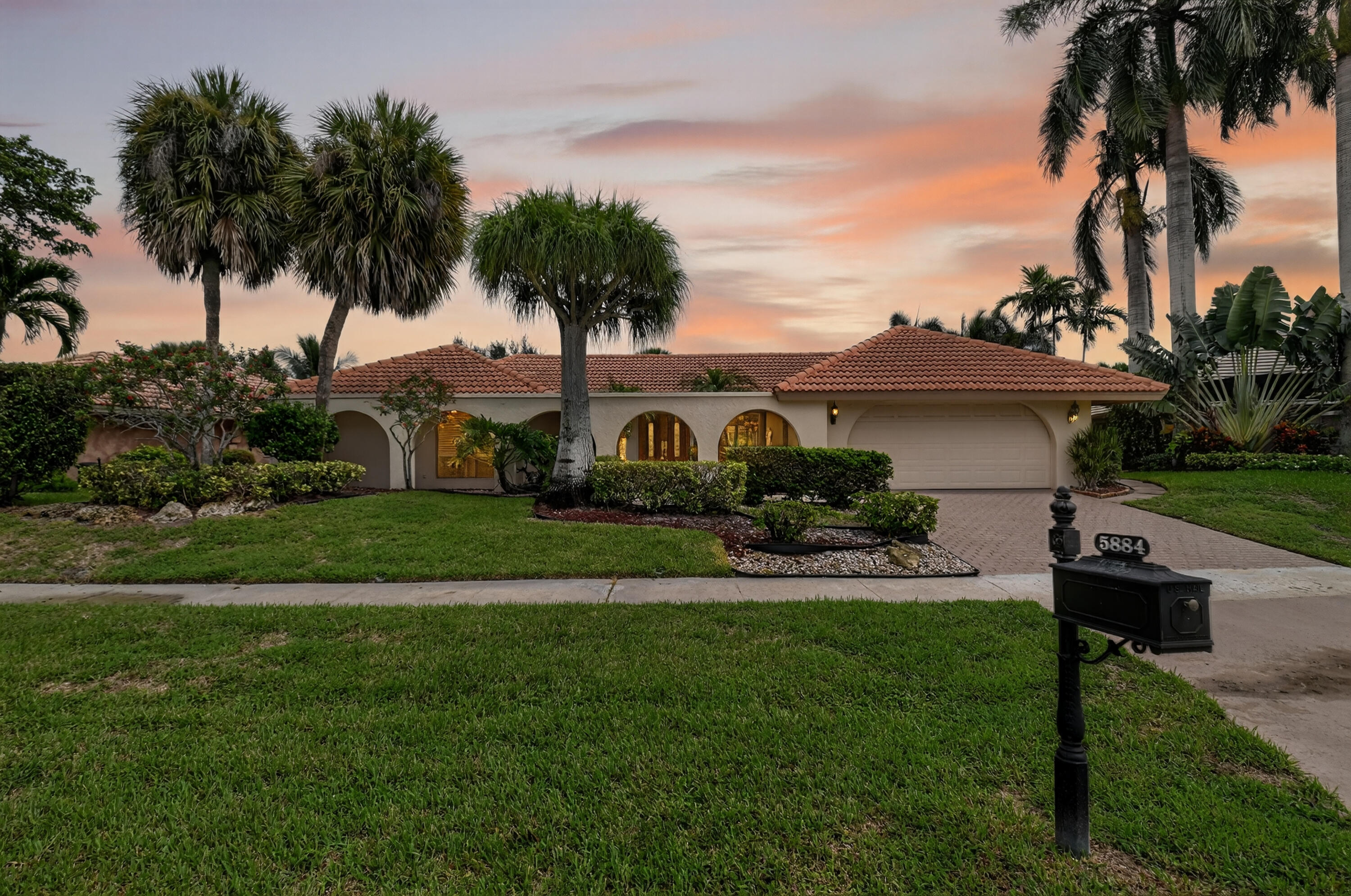 5884 Pinebrook Drive