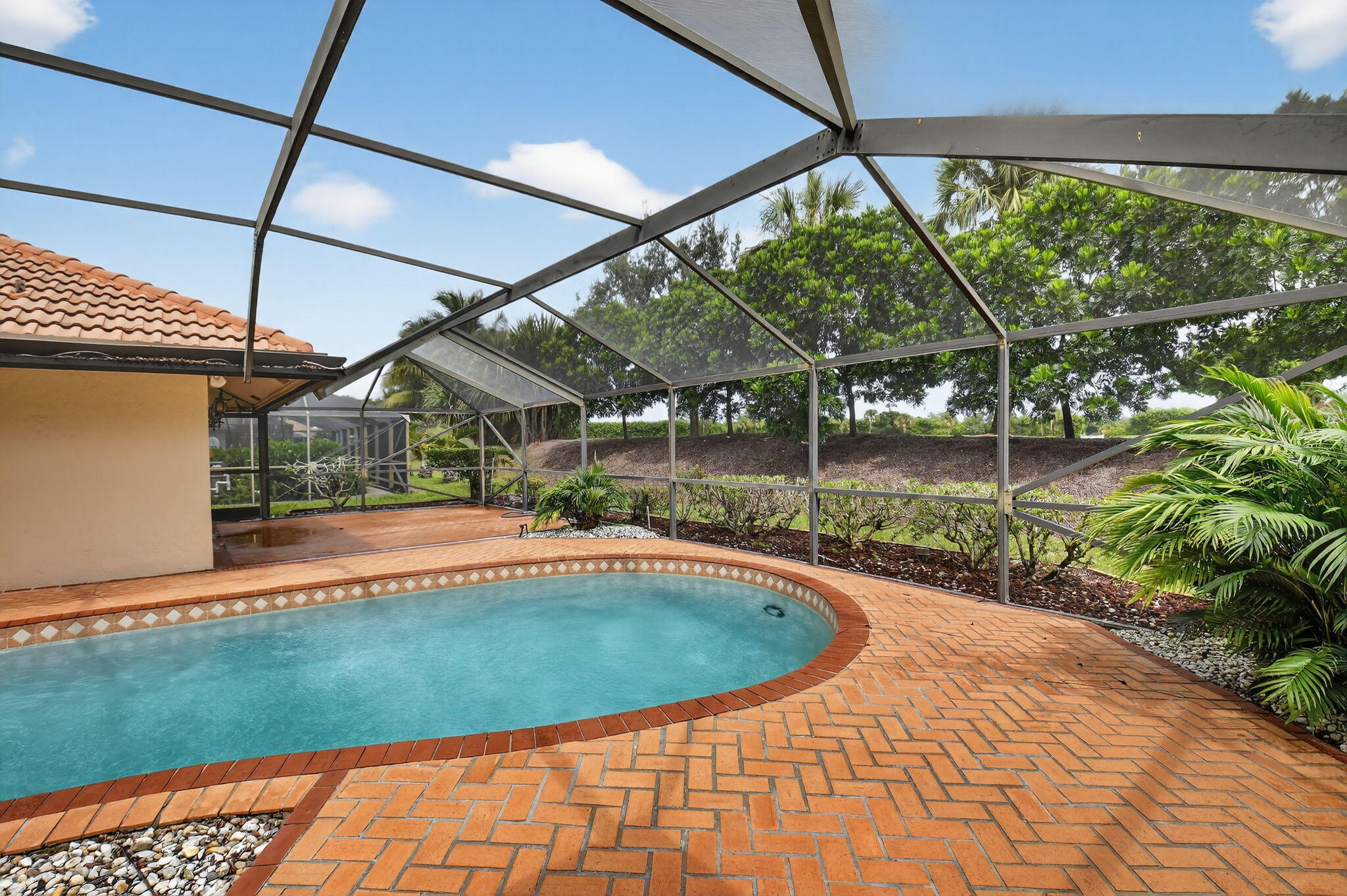 5884 Pinebrook Drive