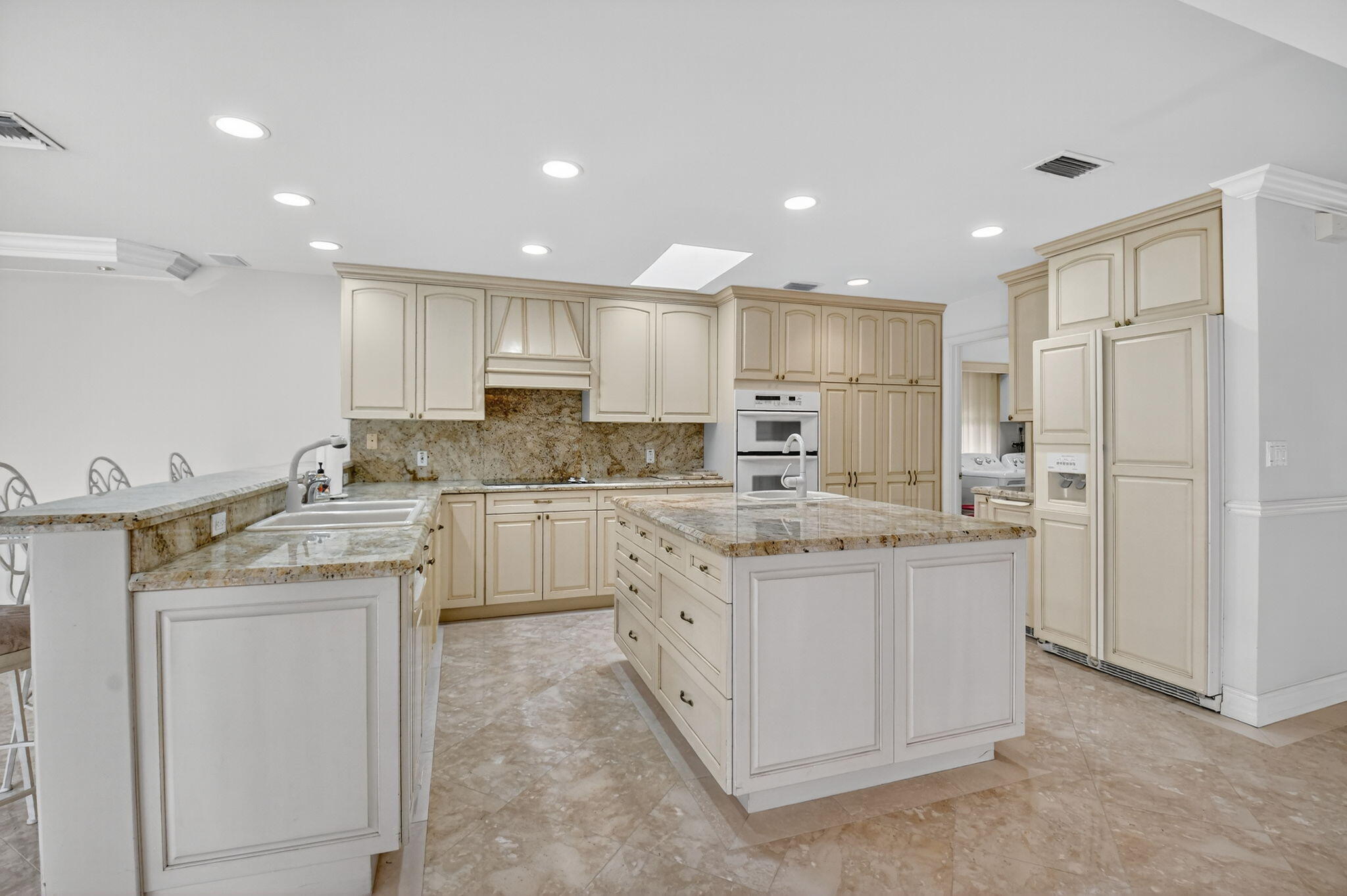 5884 Pinebrook Drive
