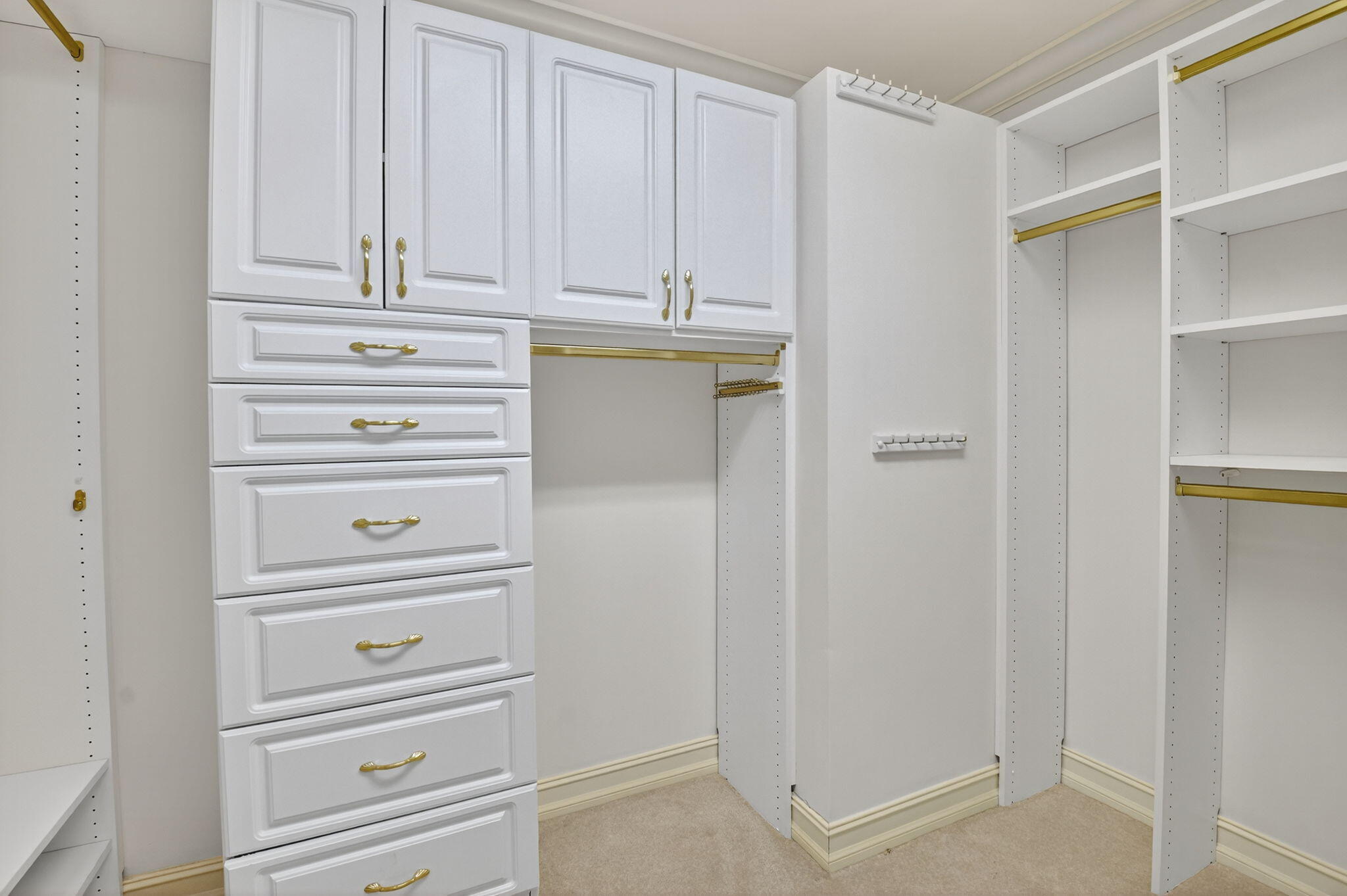 5884 Pinebrook Drive