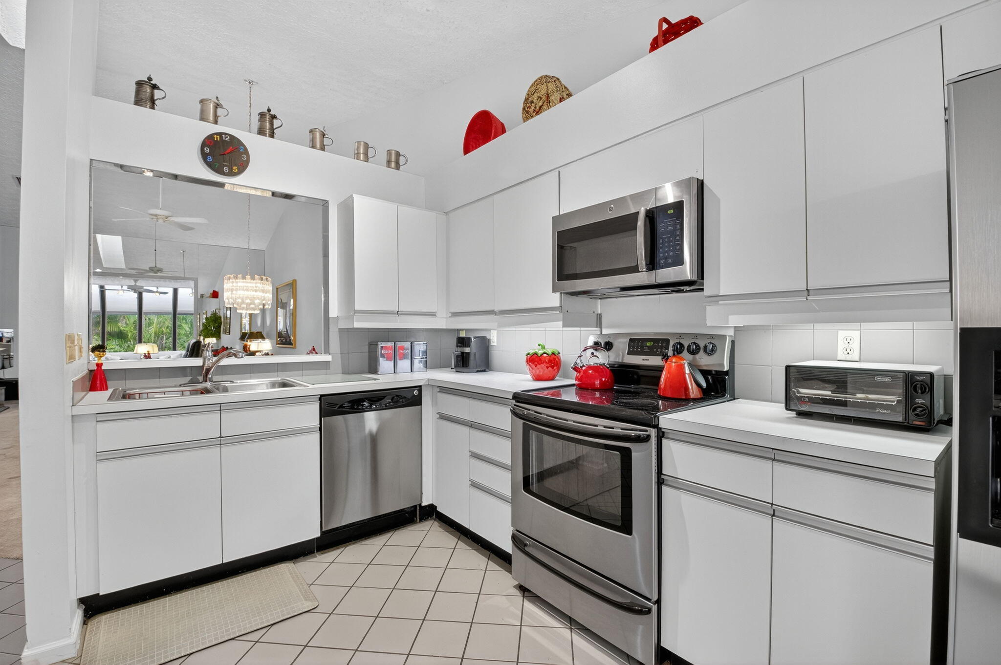 22709 Meridiana Drive