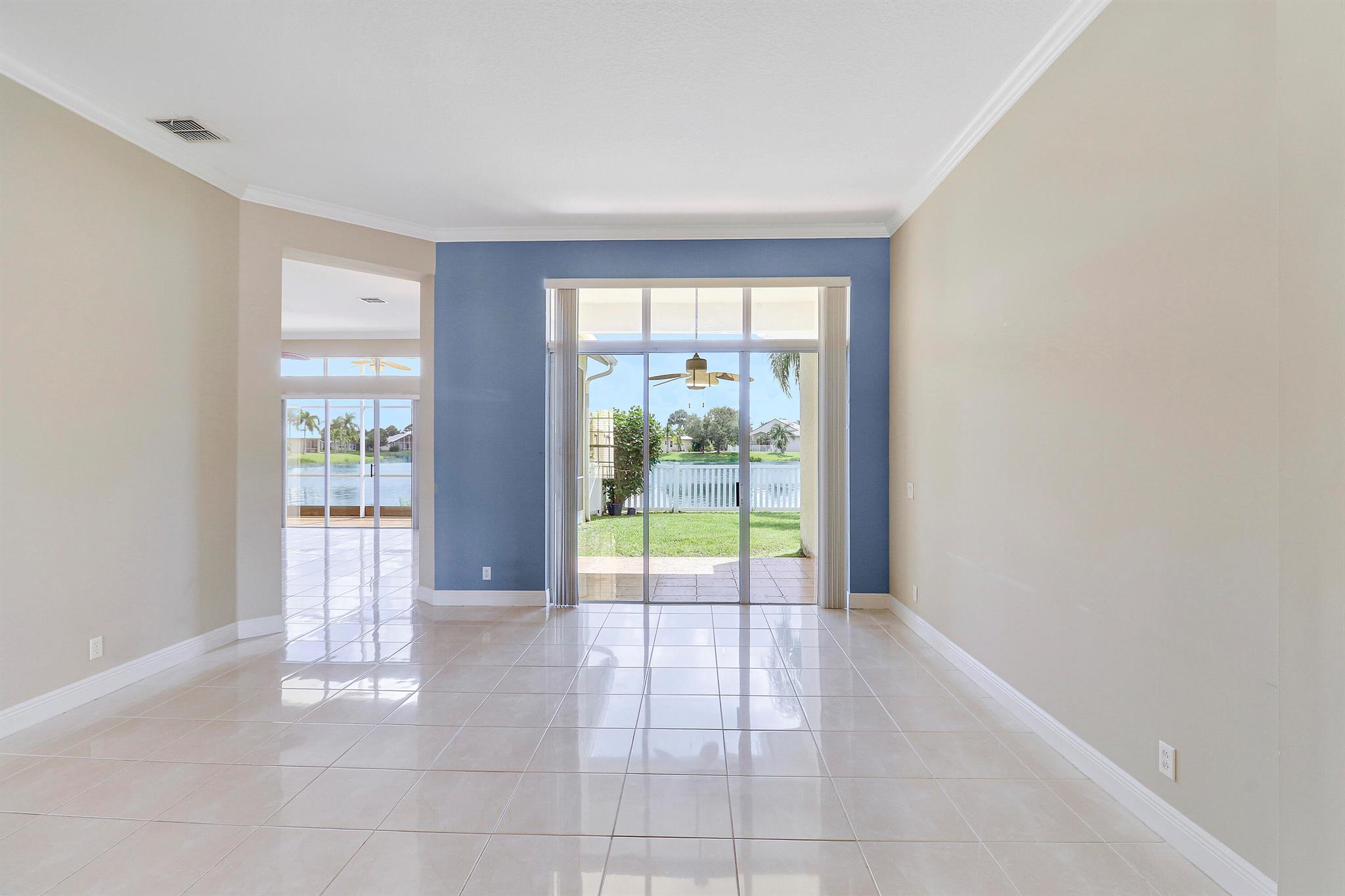 152 NW Magnolia Lakes Boulevard