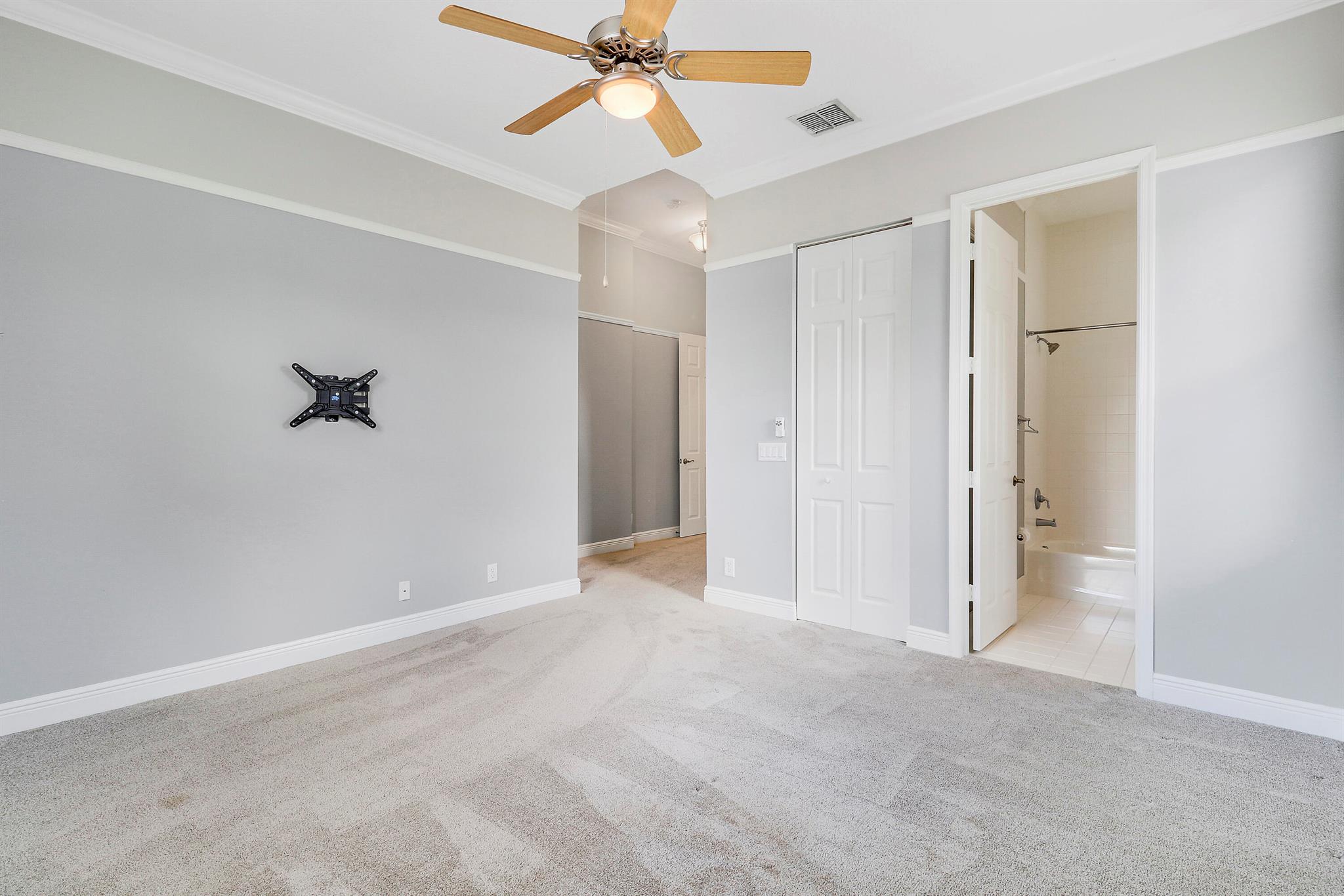 152 NW Magnolia Lakes Boulevard