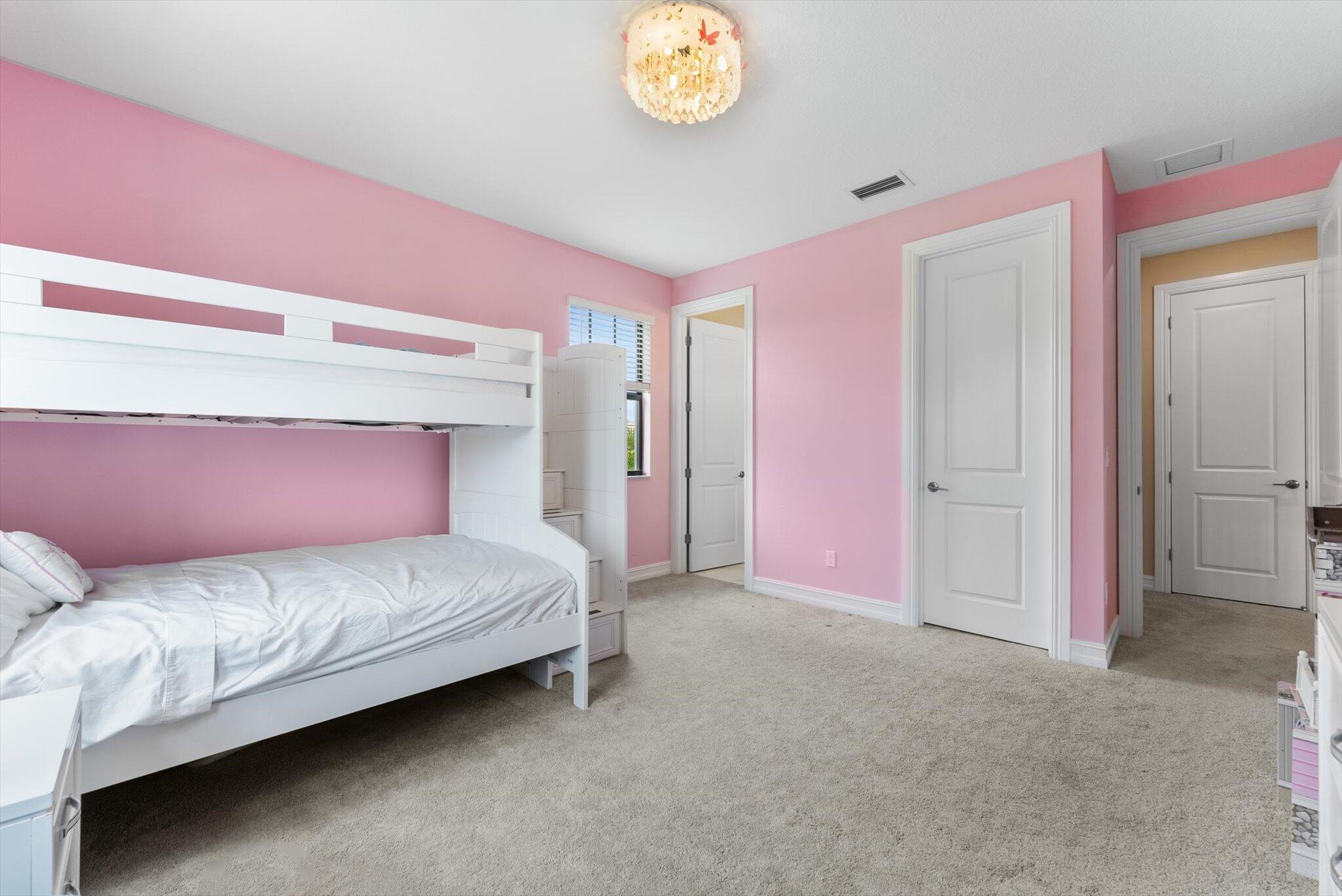 8195 Grand Prix Lane