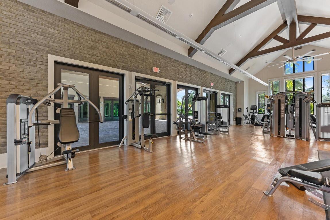 8195 Grand Prix Lane