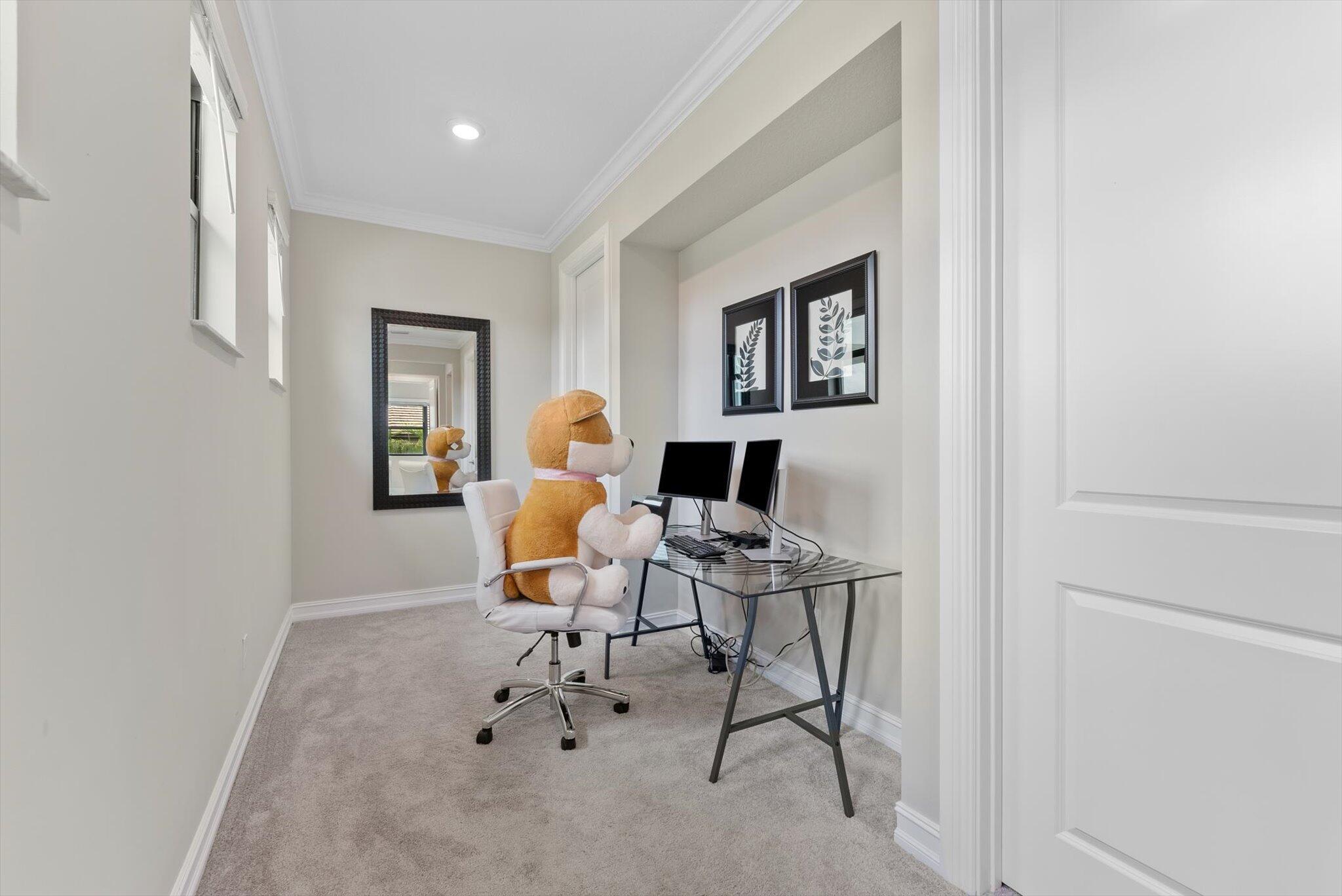 8195 Grand Prix Lane