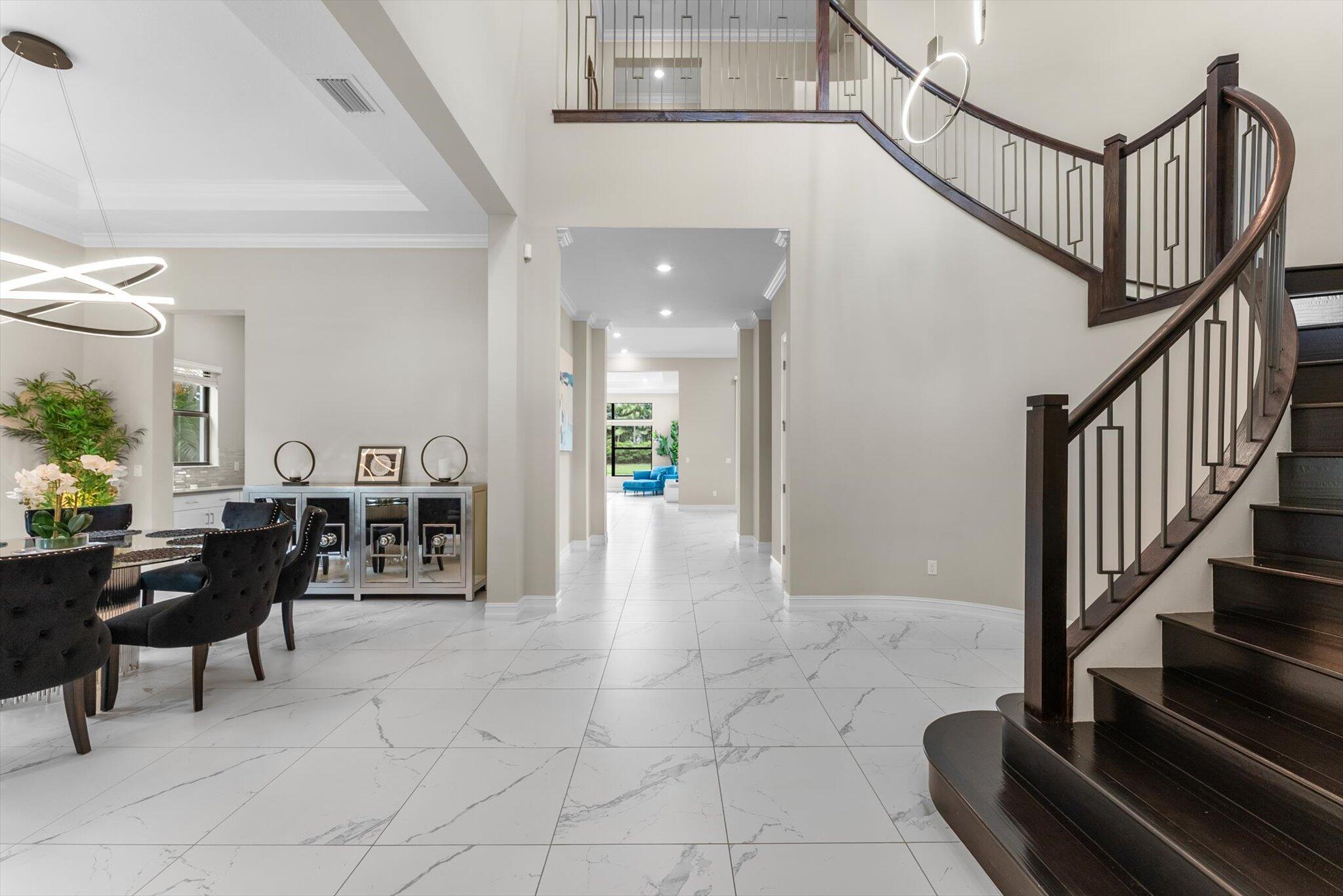 8195 Grand Prix Lane