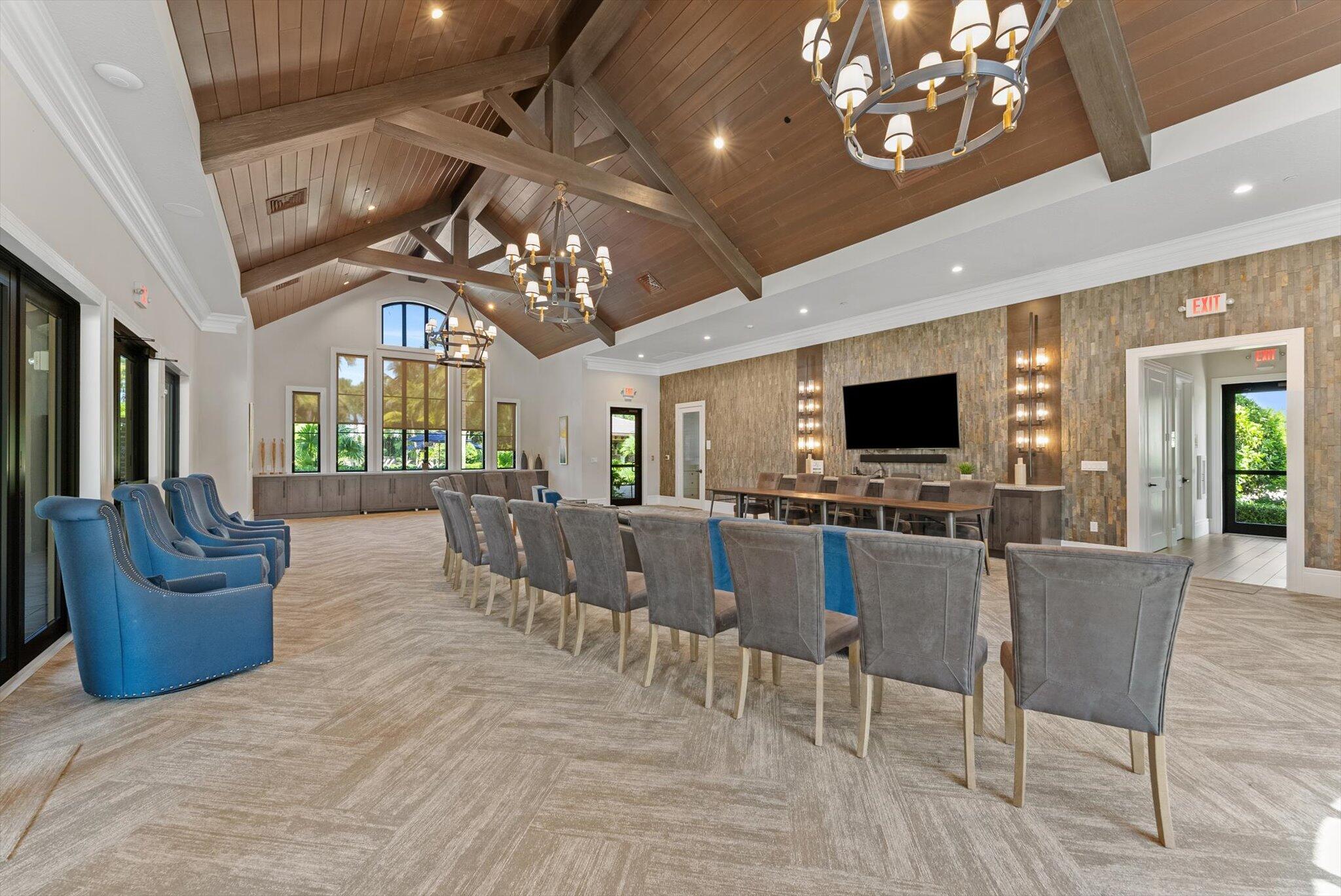 8195 Grand Prix Lane