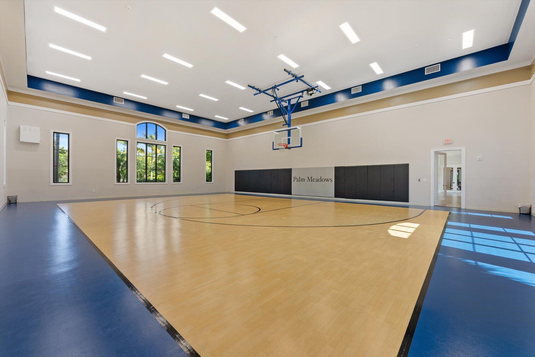 8195 Grand Prix Lane