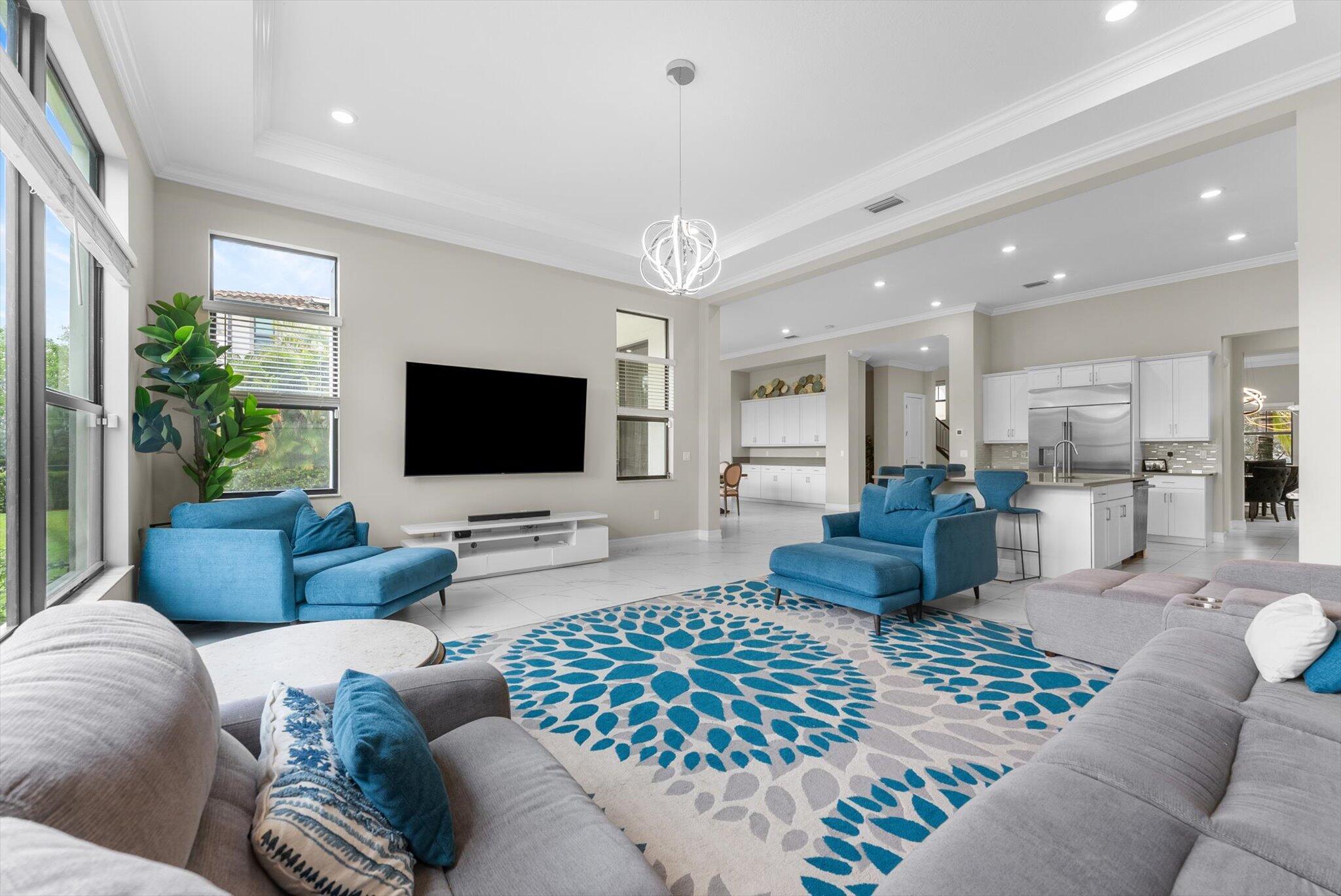 8195 Grand Prix Lane