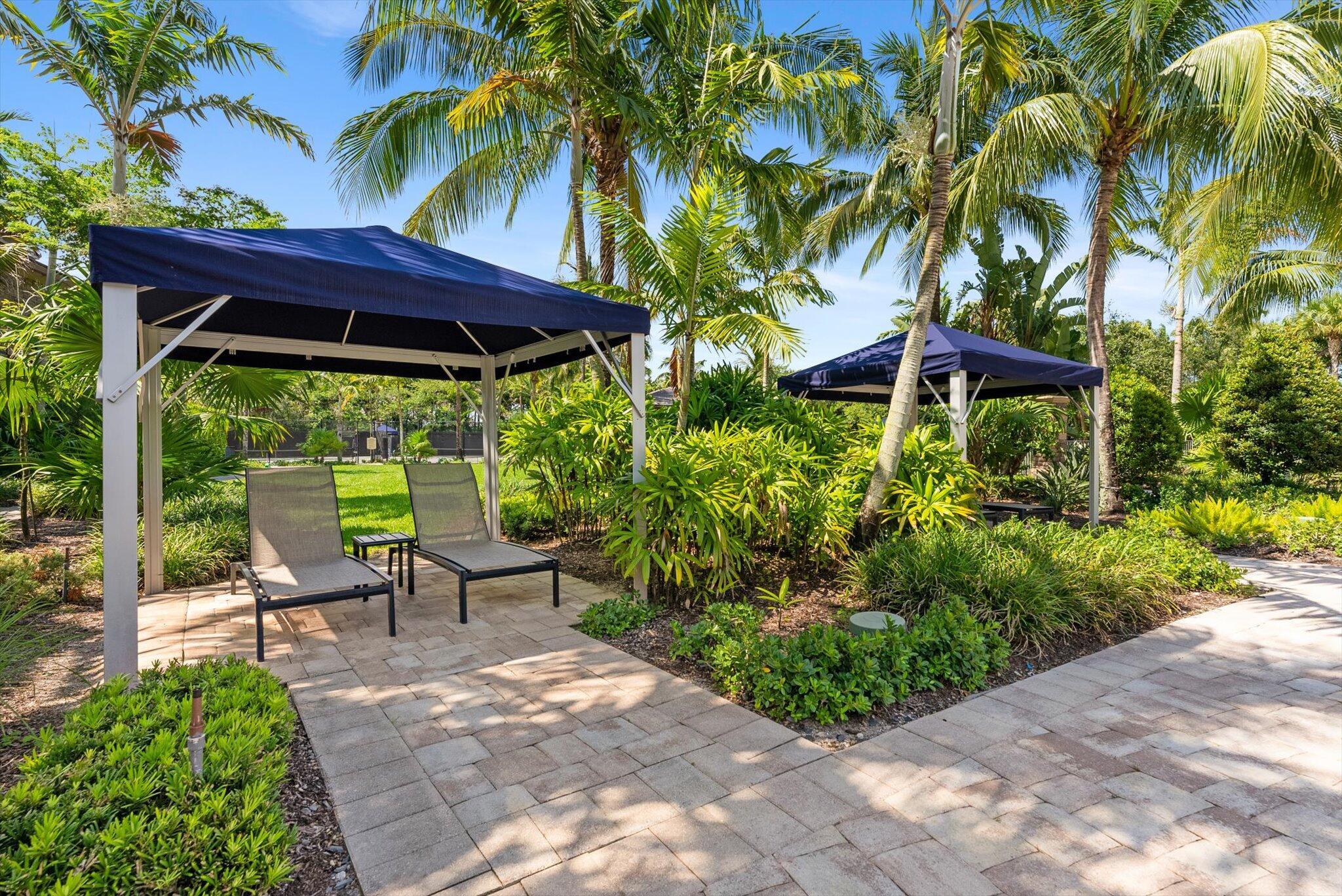 8195 Grand Prix Lane