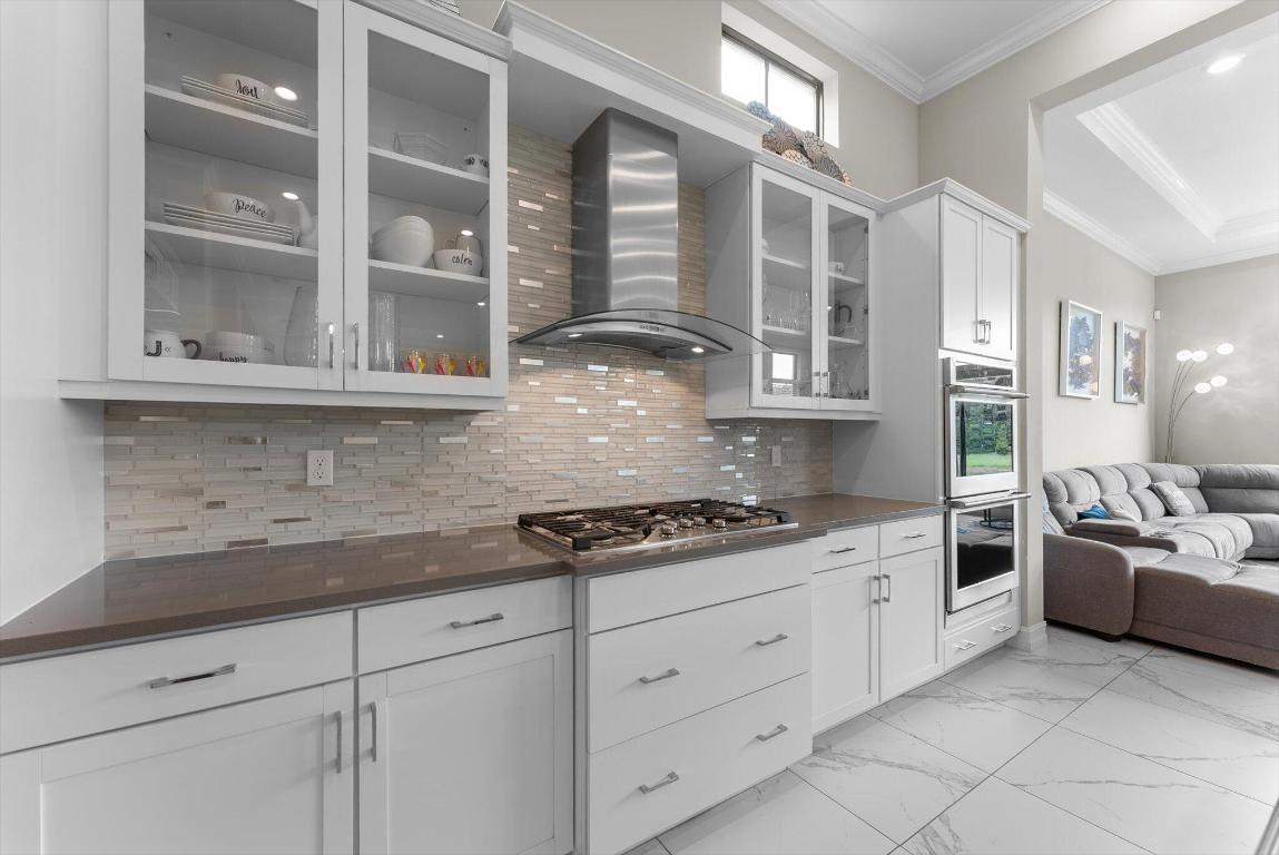 8195 Grand Prix Lane